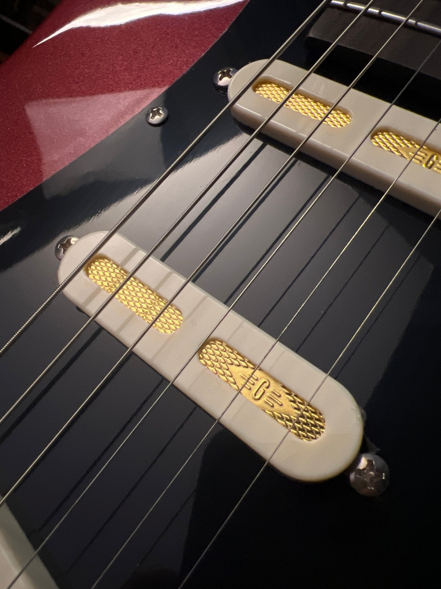 Celestor - Crimson Red - Baum Guitars