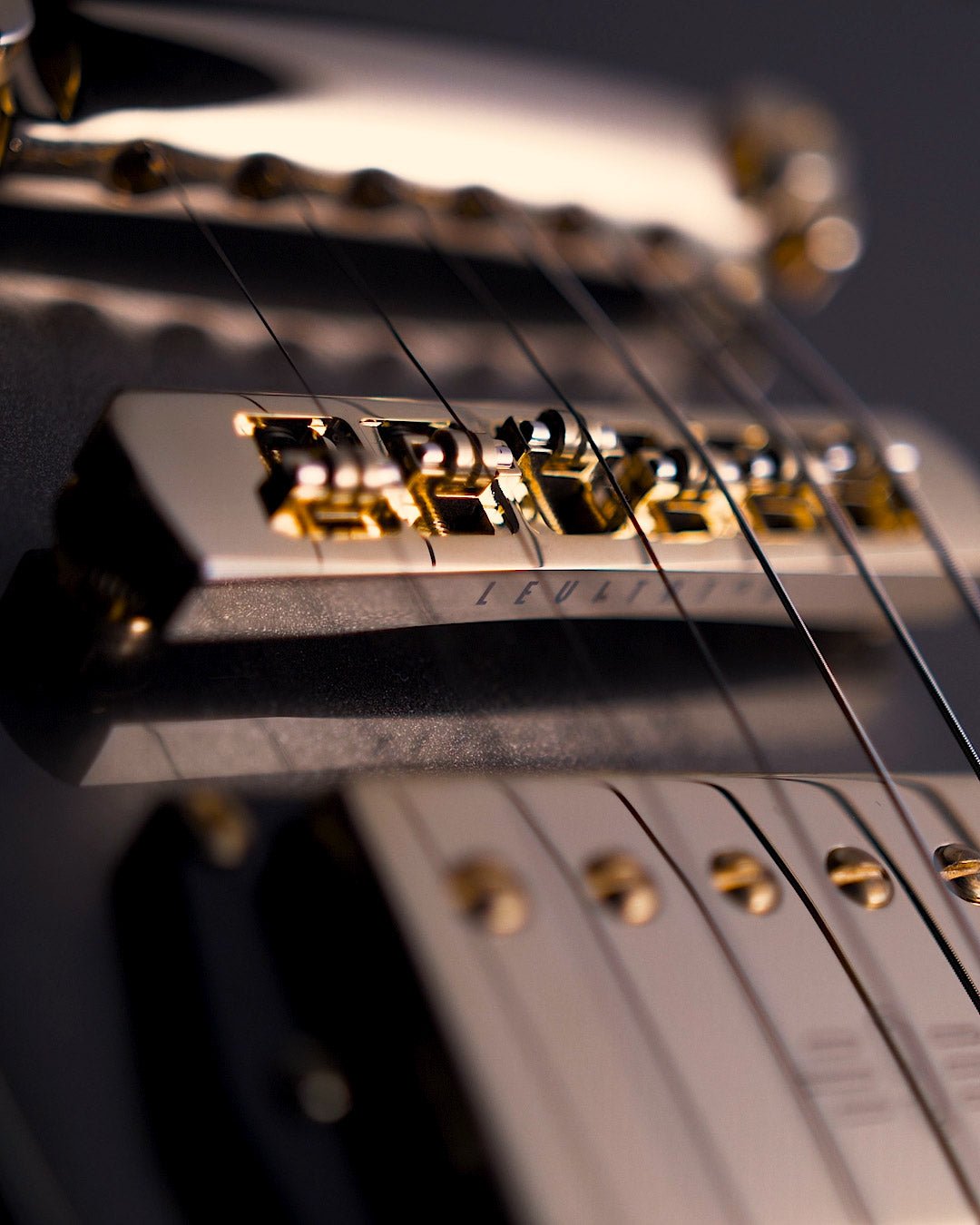 10th Anniversary Carve - Baum Guitars