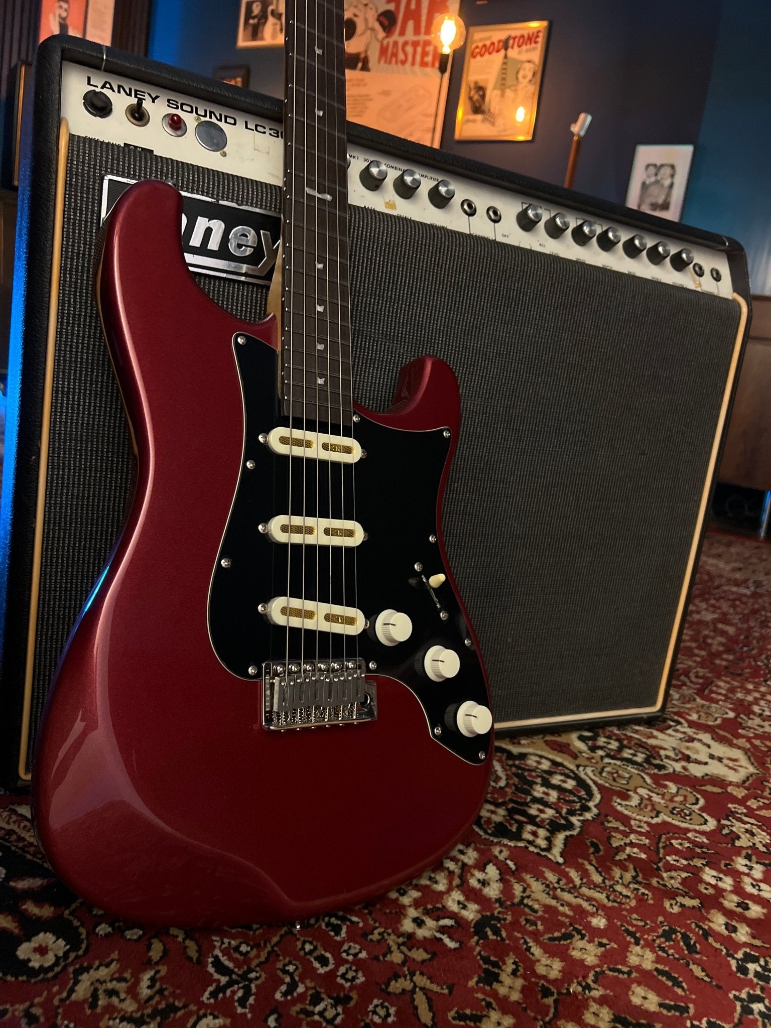 Celestor - Crimson Red - Baum Guitars