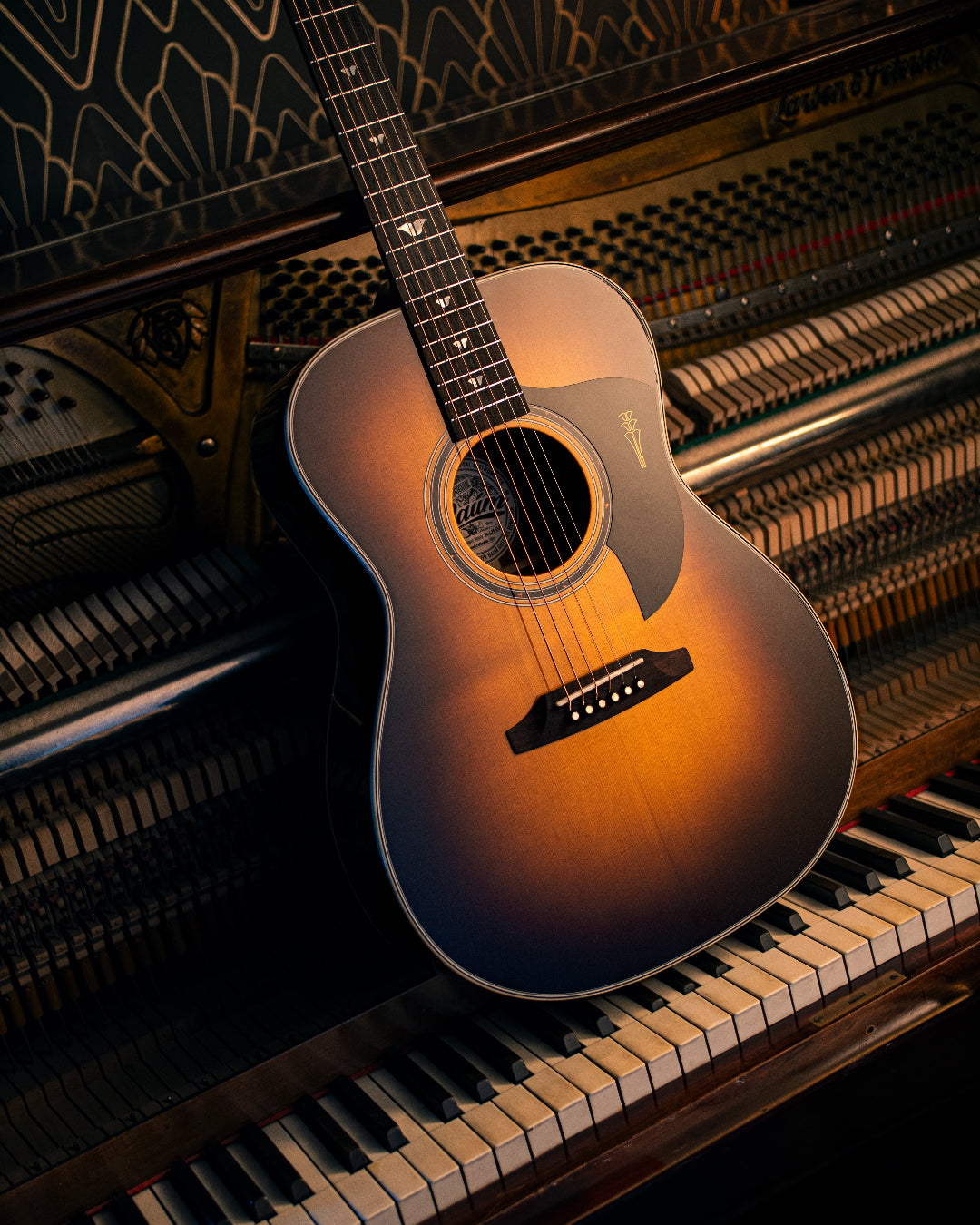 Leaper Melody - Deep Honey Burst