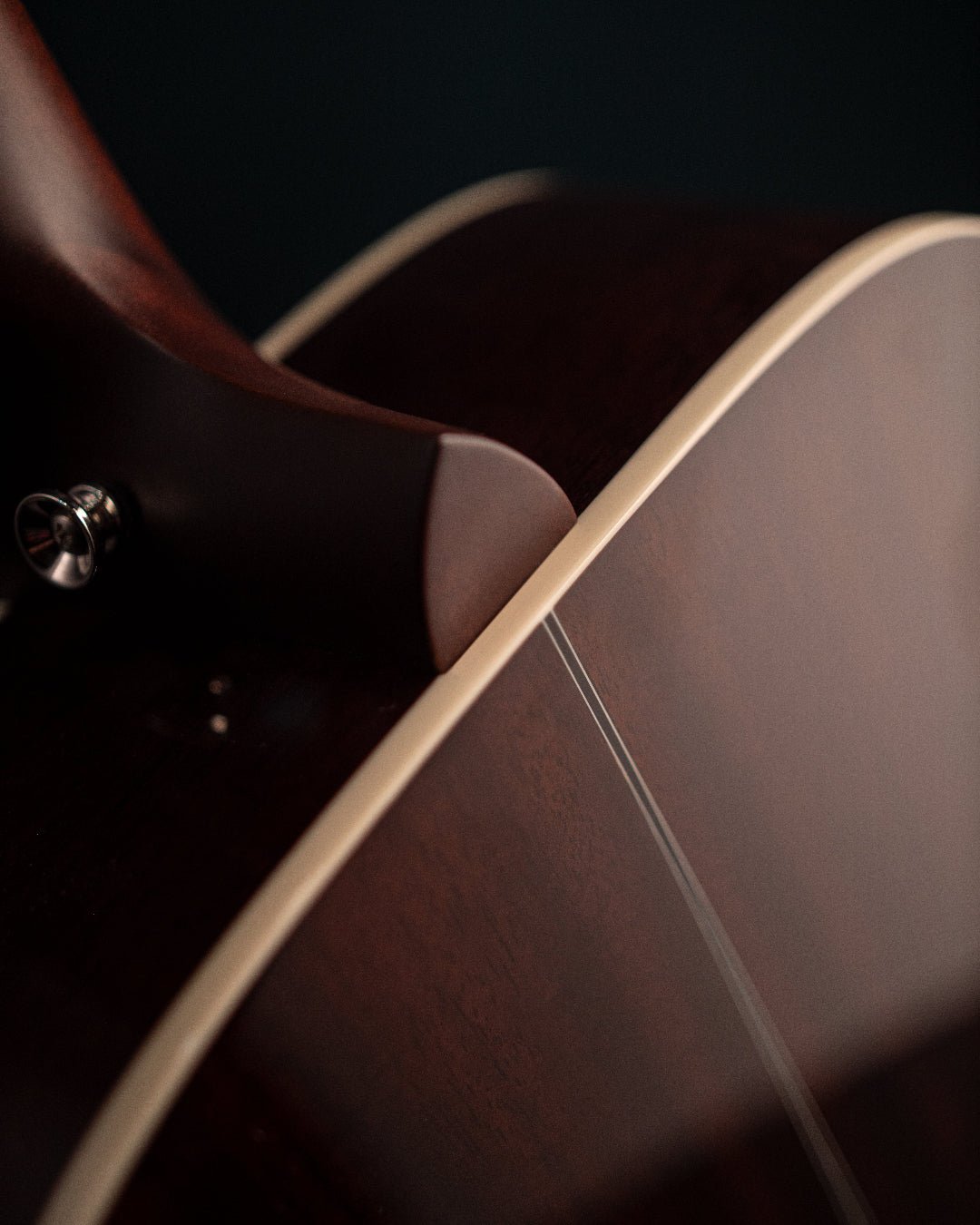 Leaper Melody - Pure Black - Baum Guitars