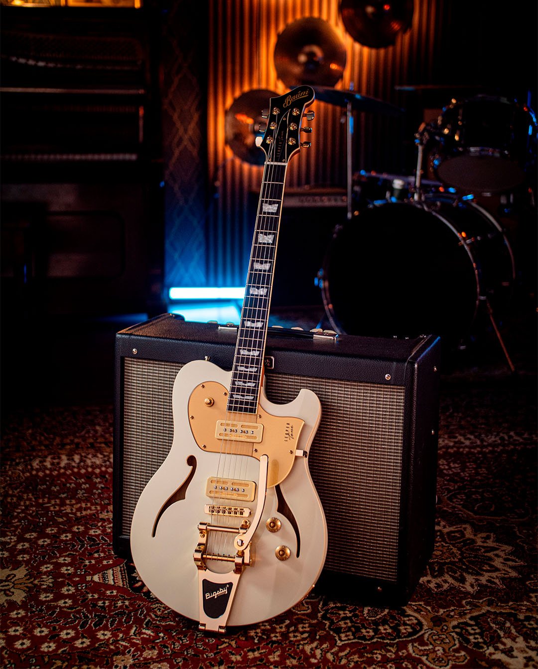 Leaper Tone - Vintage White (2025 edition) - Baum Guitars