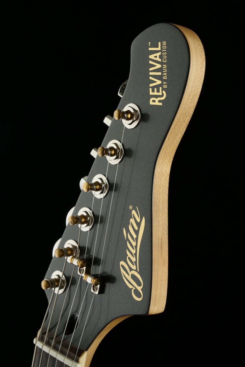 Revival 52 Conquer - Magnetic Black metallic | Custom Shop - Baum Guitars