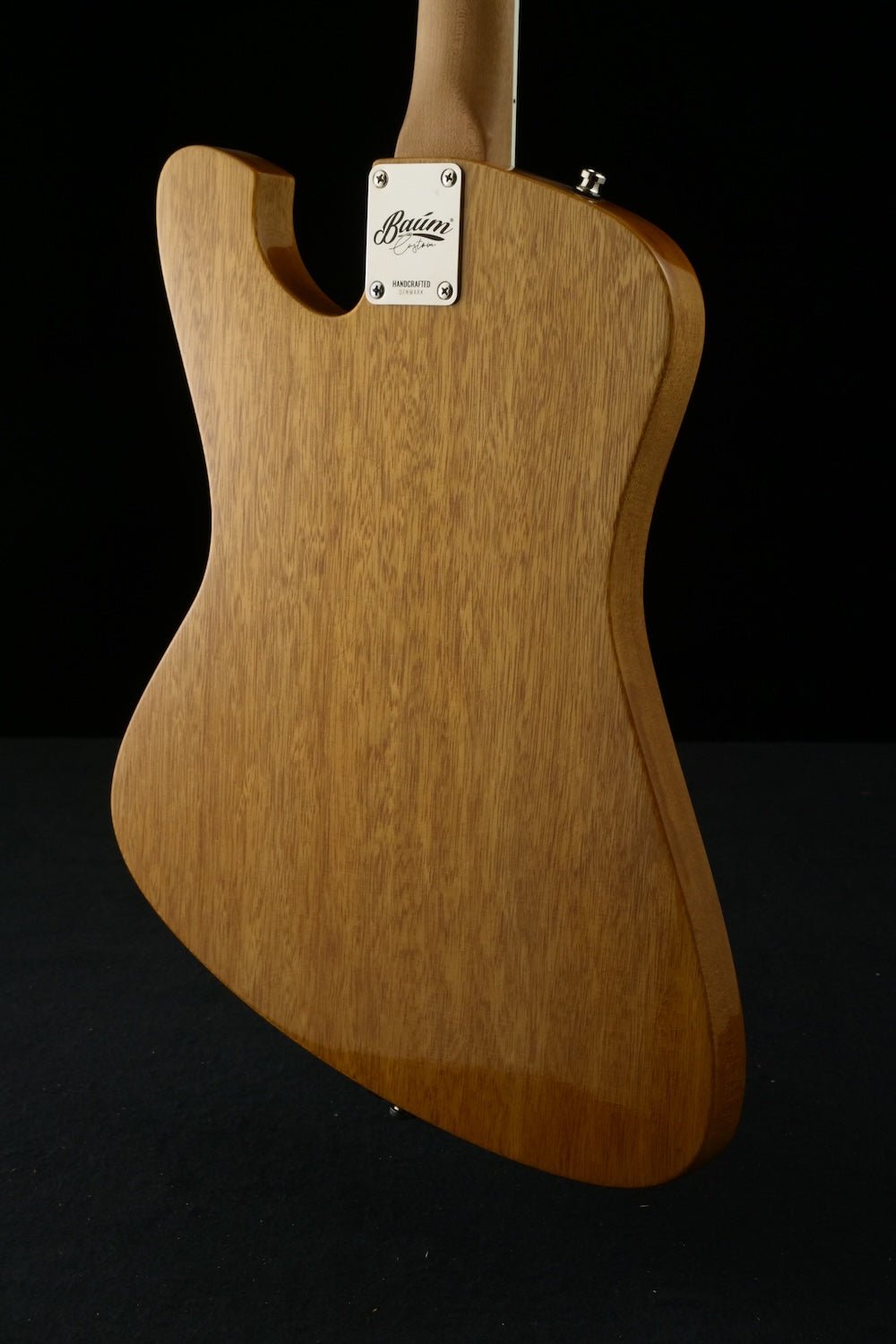 Custom Shop Backwing - Korina Natural | Guitar Summit 2025 - Baum Guitars