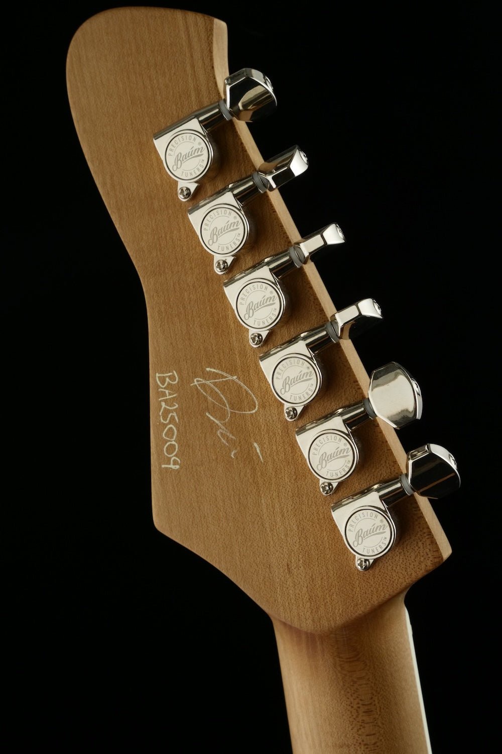 Custom Shop Backwing - Korina Natural | Guitar Summit 2025 - Baum Guitars