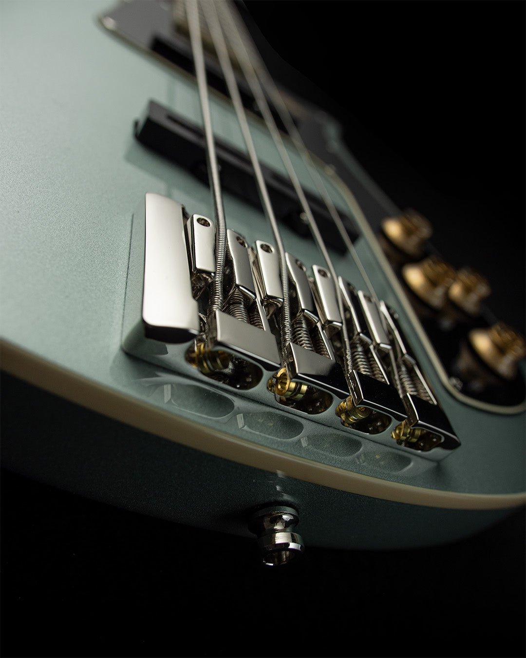 Nidhogg Bass - Ocean Mist - Baum Guitars