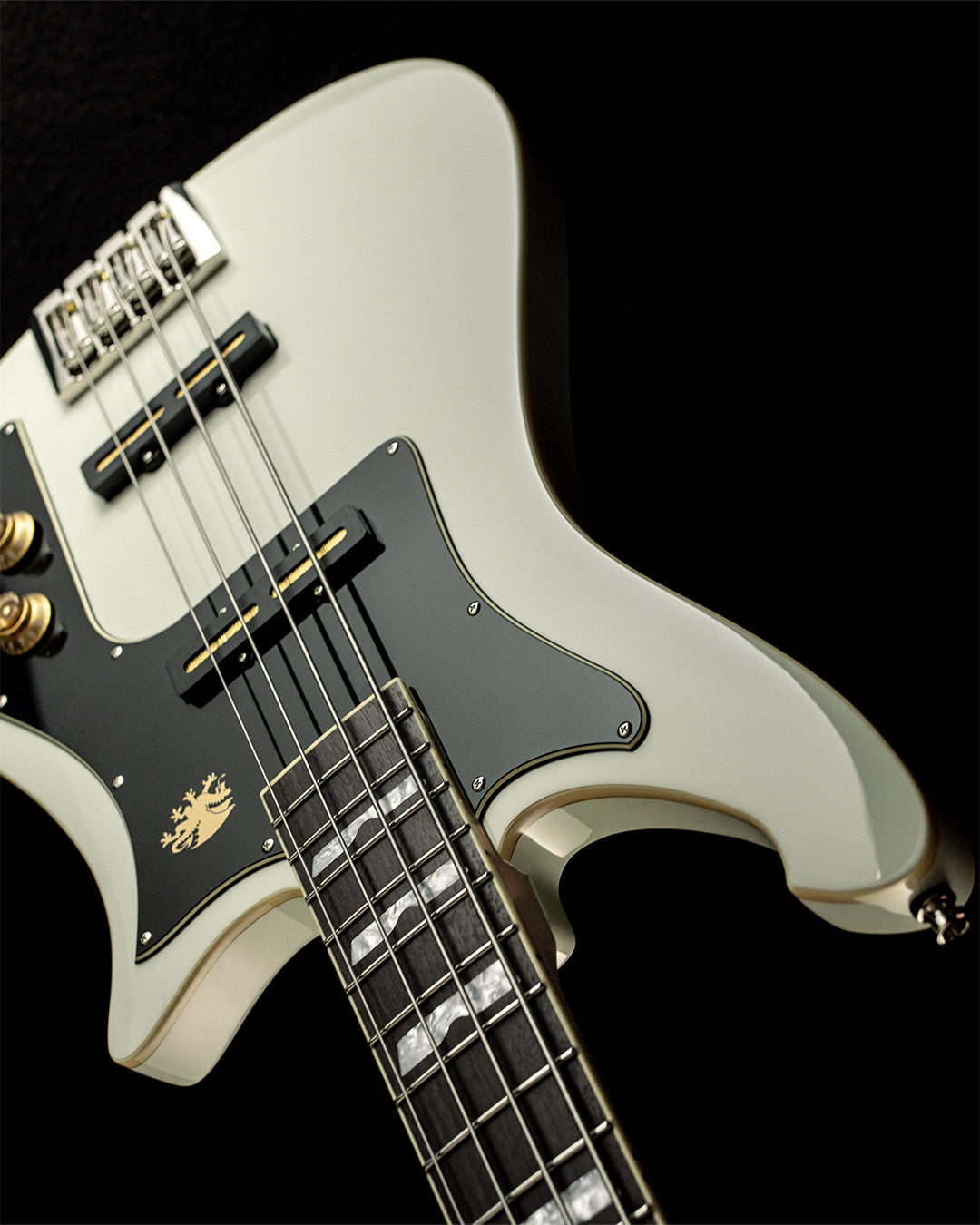Nidhogg Bass - Vintage White