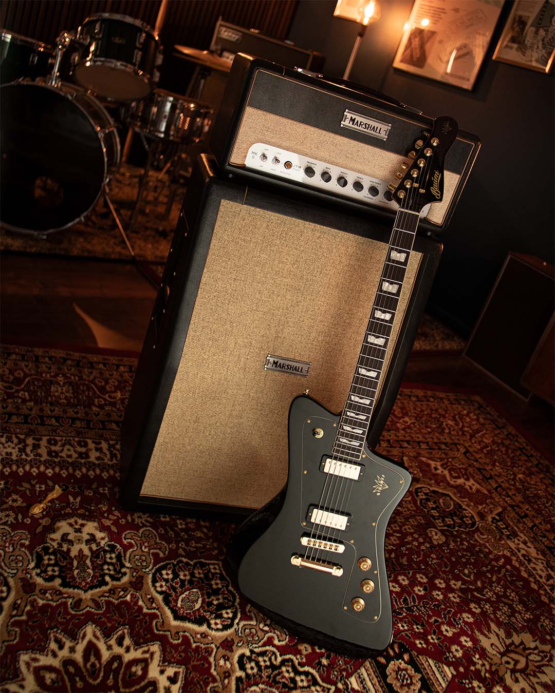 Wingman - Pure Black - Baum Guitars