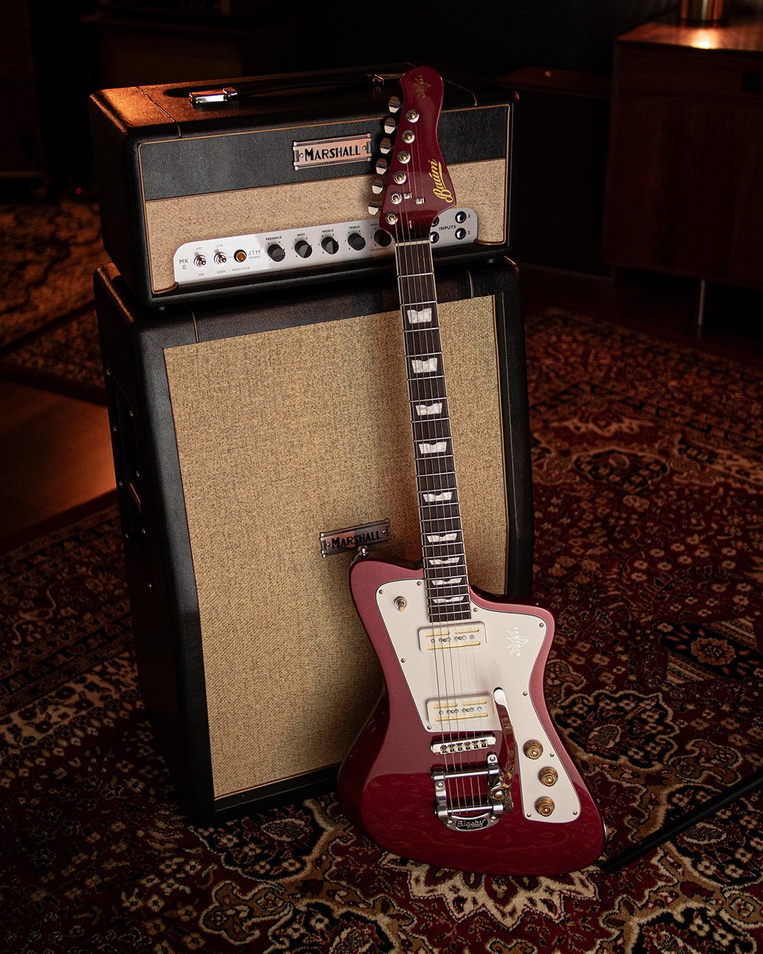 Wingman - Crimson Red - Baum Guitars