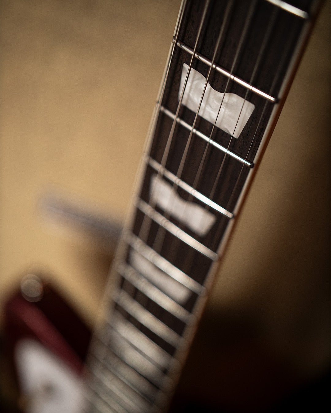 Wingman - Crimson Red - Baum Guitars