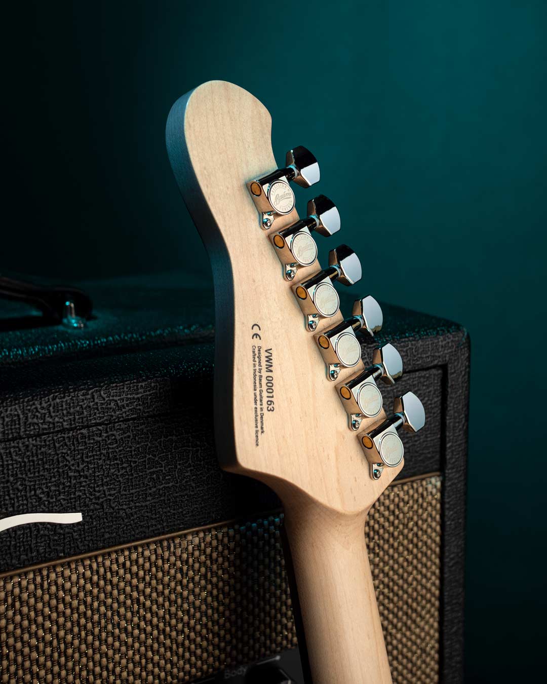 VEGA Wingman - Glacier Blue - Baum Guitars