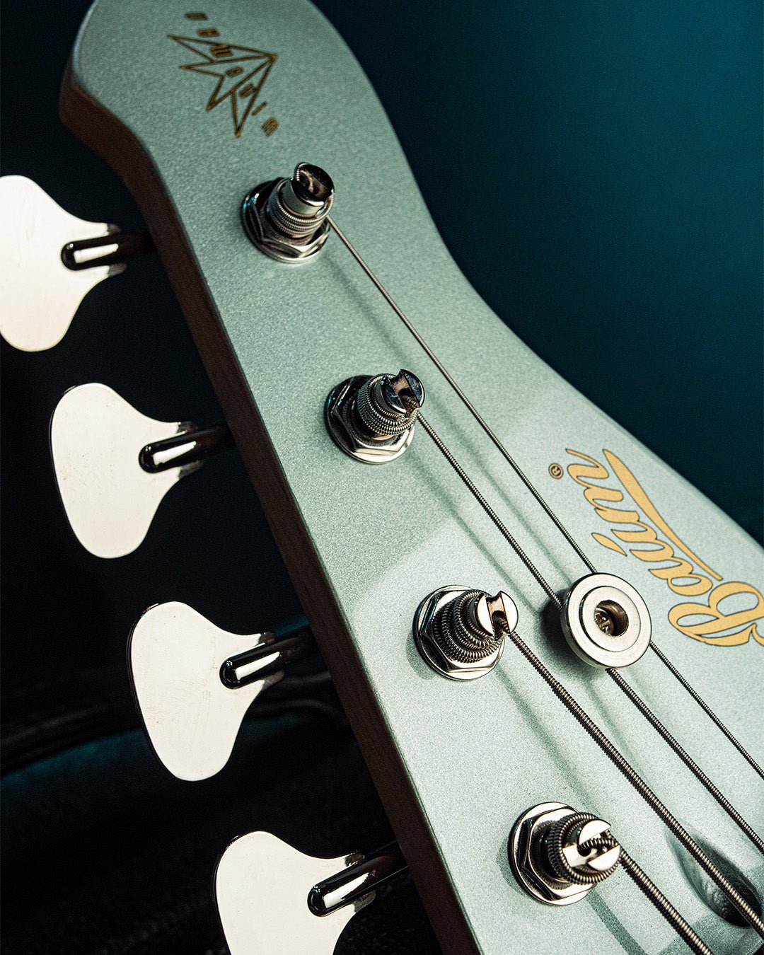 Wingman Bass - Ocean Mist - Baum Guitars