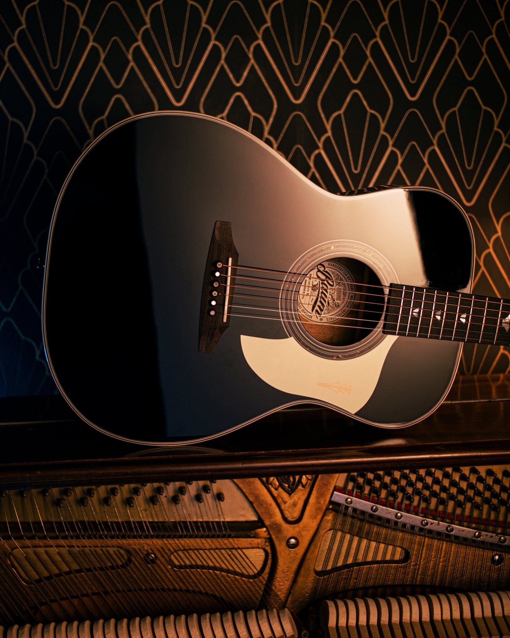 Leaper Melody - Pure Black - Baum Guitars