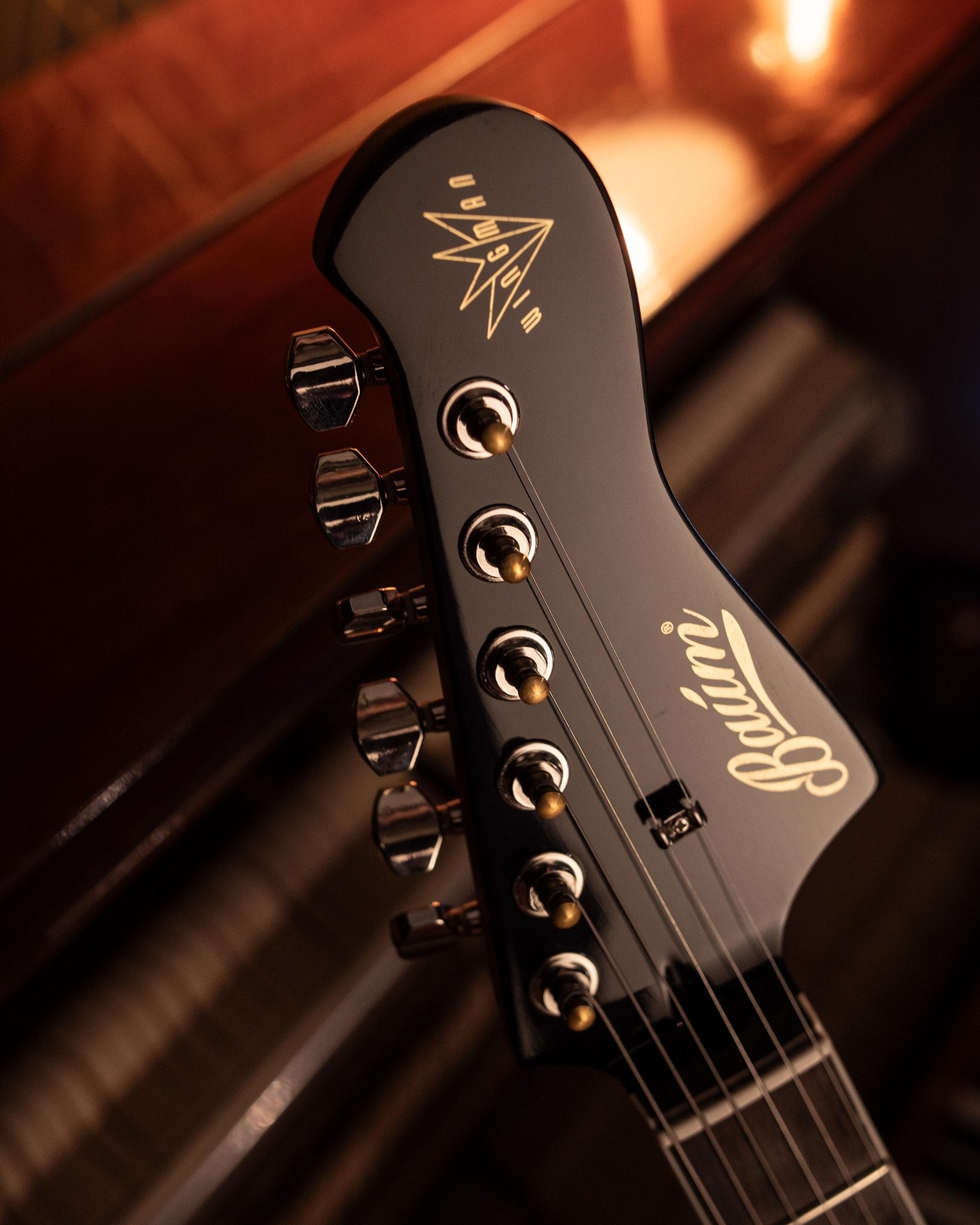 Wingman - Custom Shop / Korina Body - Baum Guitars