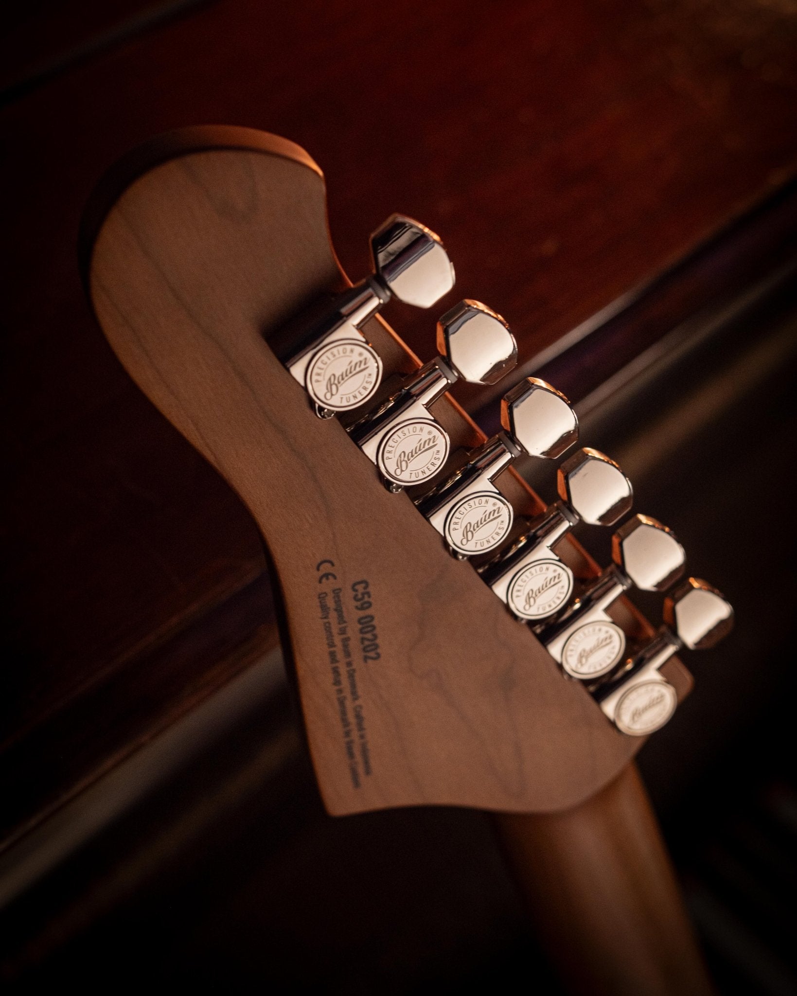 Conquer - Moon Dust - Baum Guitars