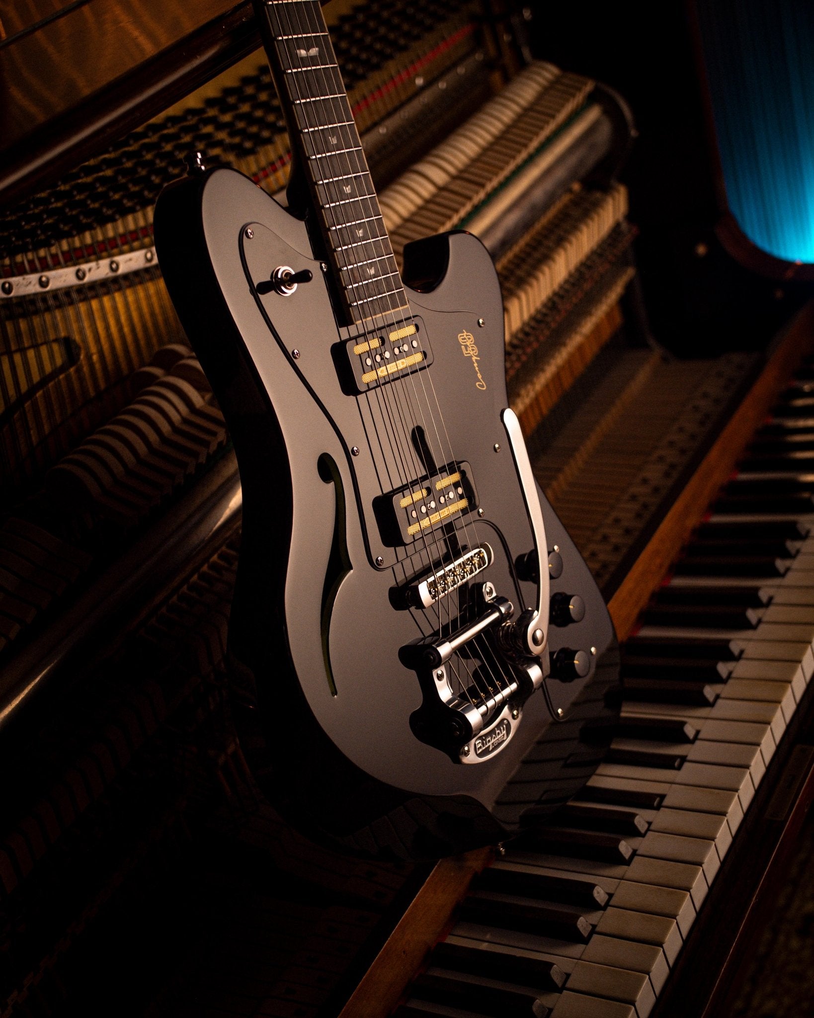 Conquer - Pure Black - Baum Guitars