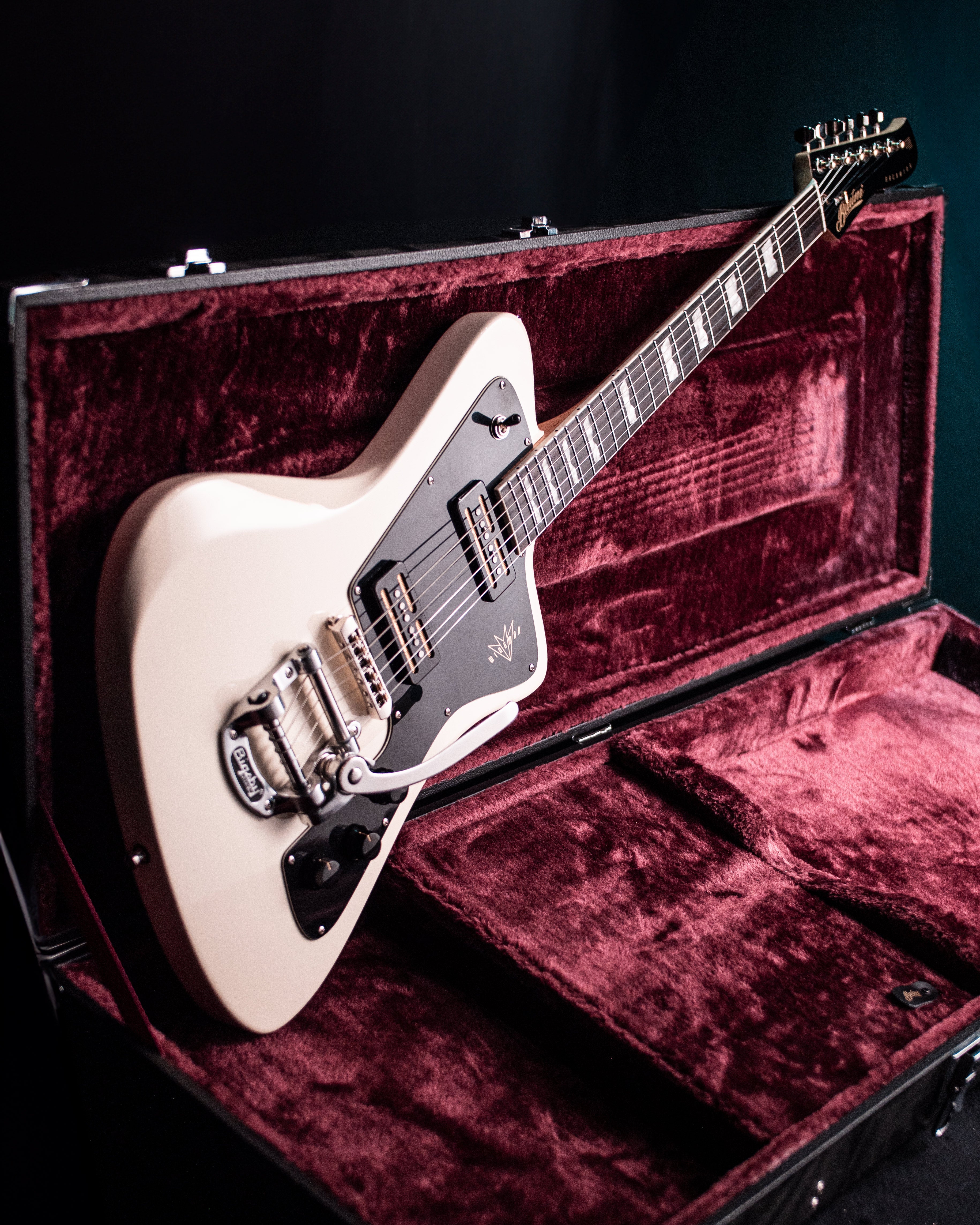 Wingman - Vintage White (Mash-Up Limited Edition)