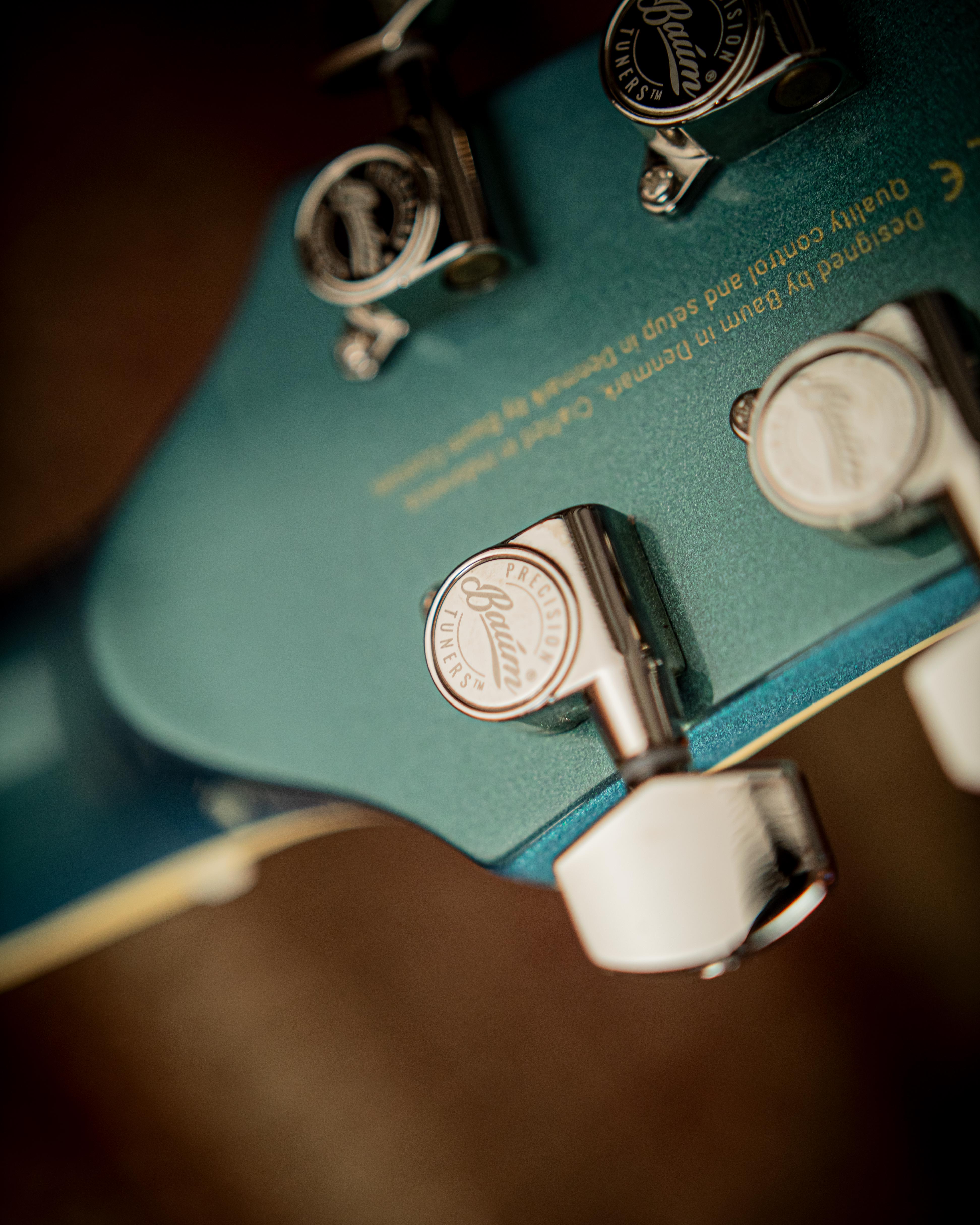 Revolte - Pelham Blue