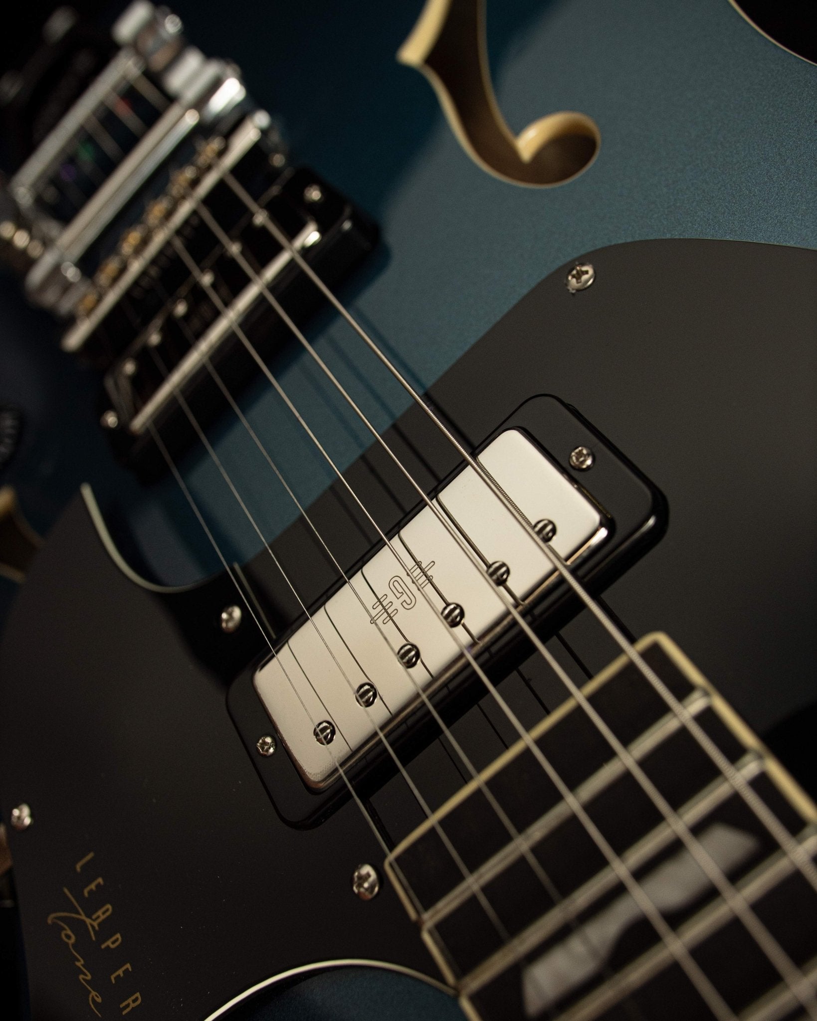 Leaper Tone - Dolphin Blue - Baum Guitars