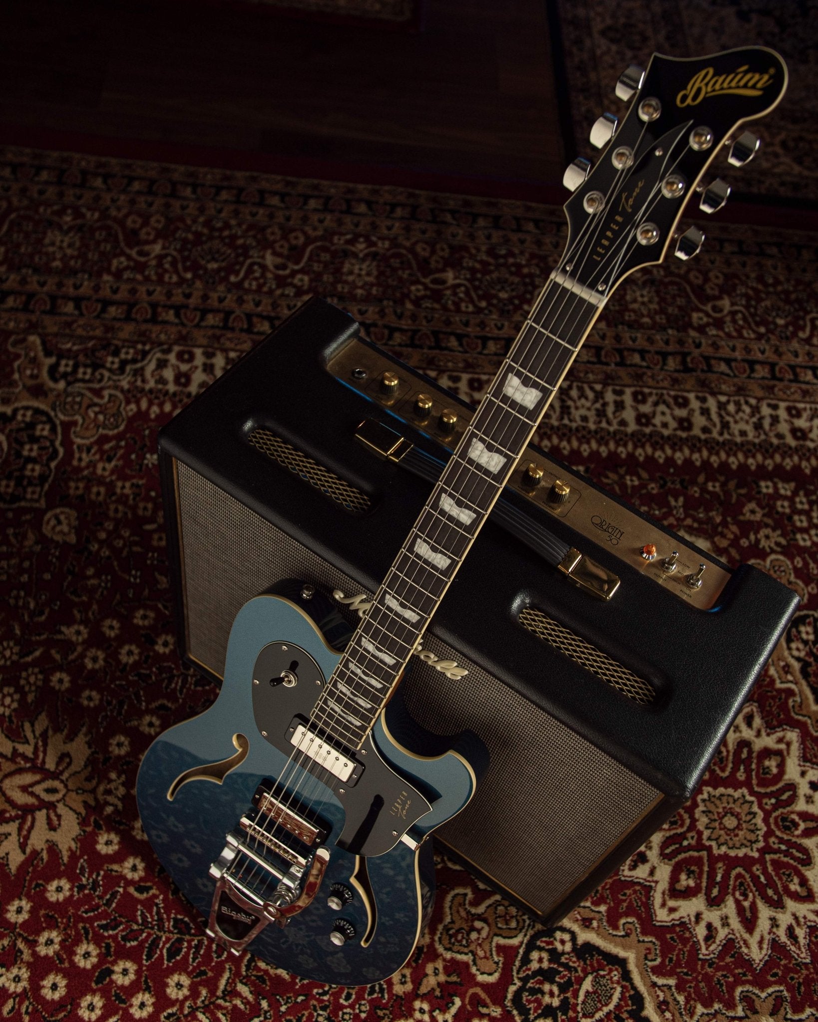 Leaper Tone - Dolphin Blue - Baum Guitars