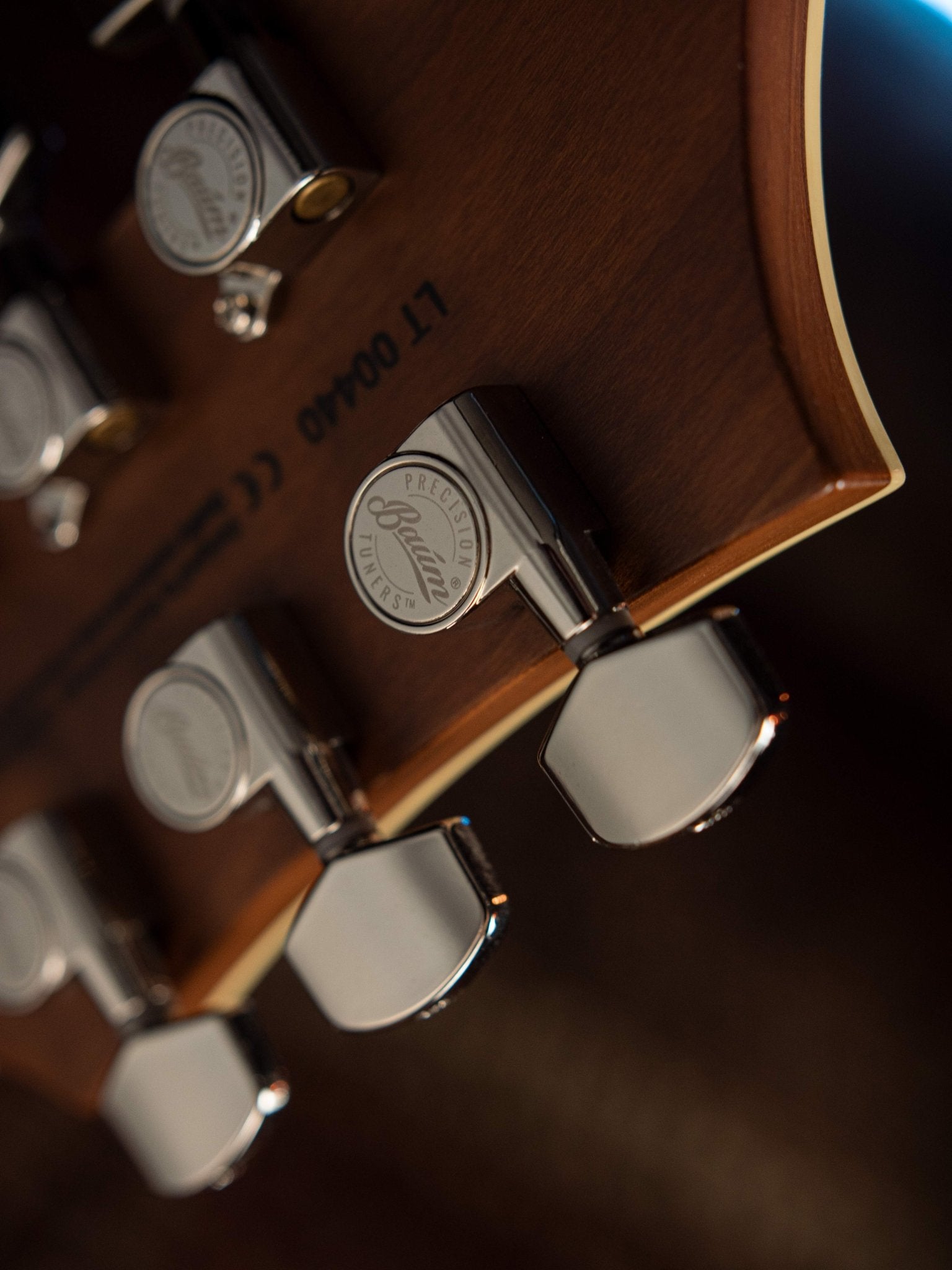 Leaper Tone - Dolphin Blue - Baum Guitars