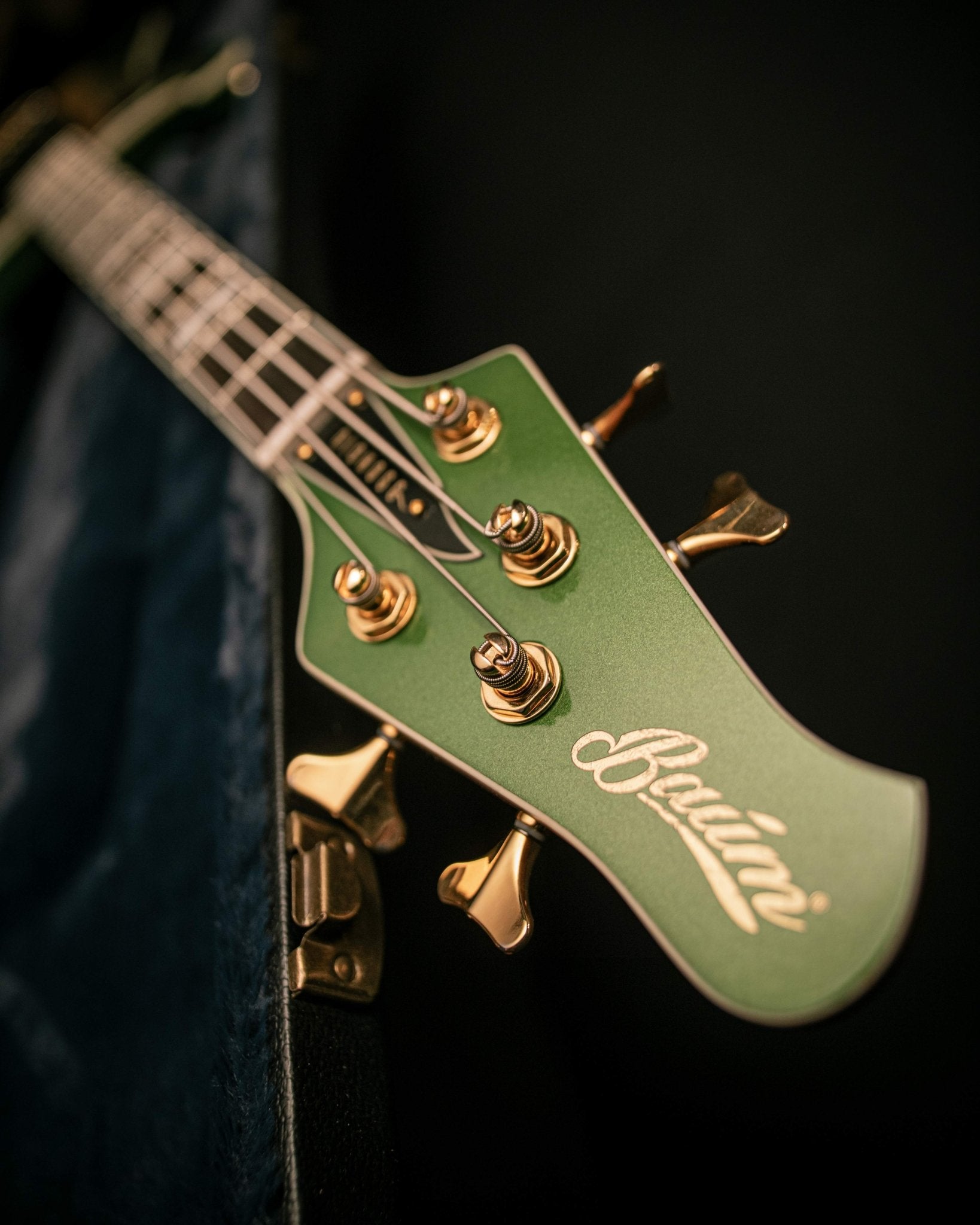Revival Nidhogg - Mamba Green | Custom Shop - Baum Guitars