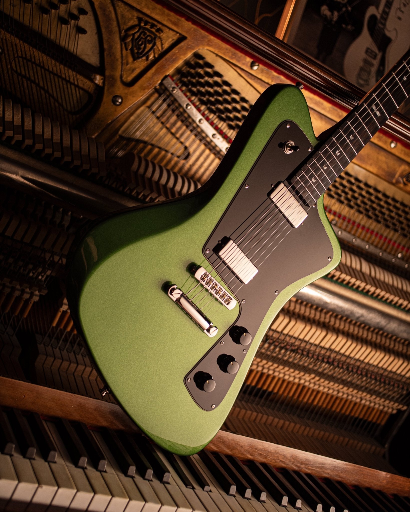 Wingman 2026 edition - Mamba Green - Baum Guitars