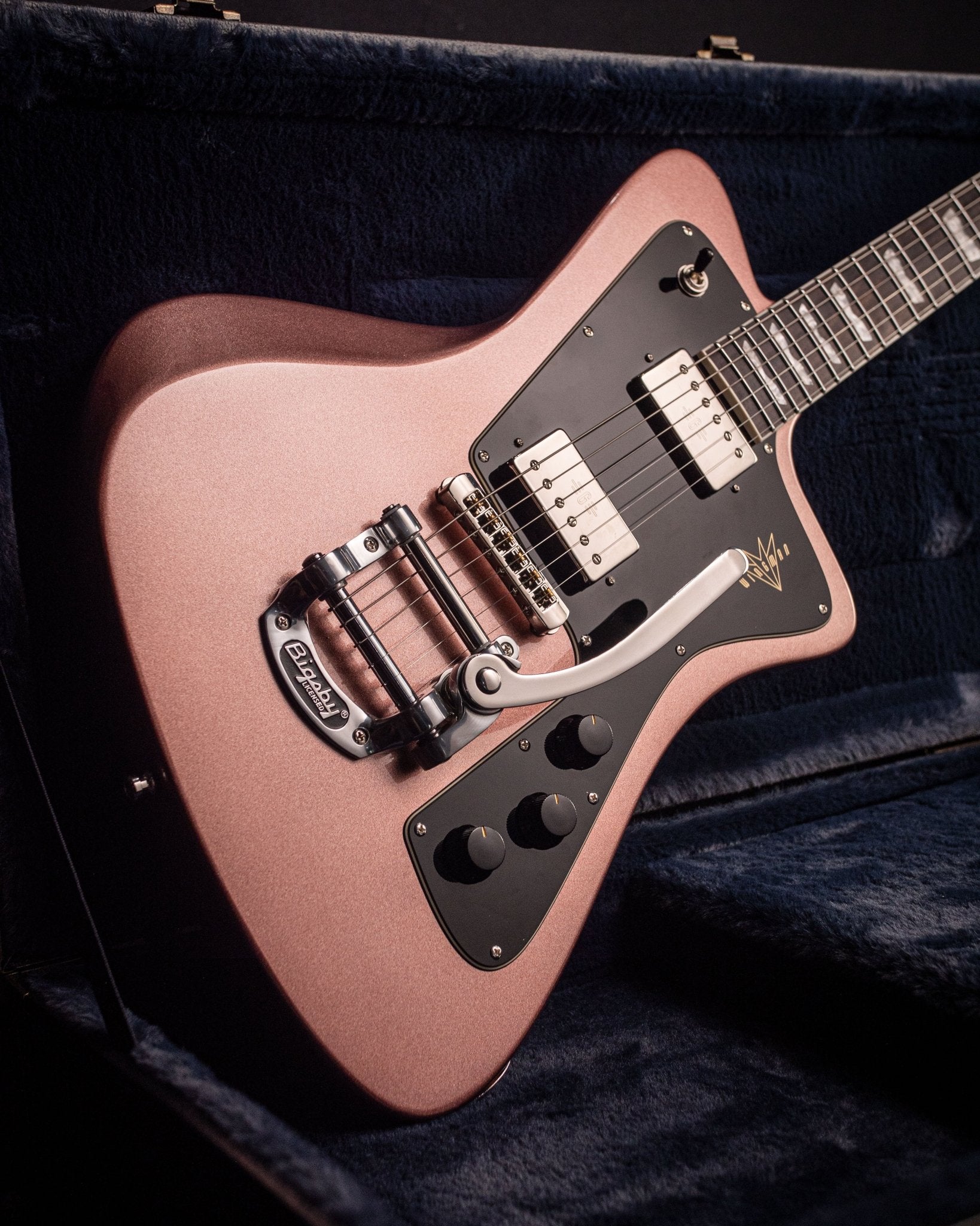 Wingman Deluxe - Burgundy Mist - Baum Guitars