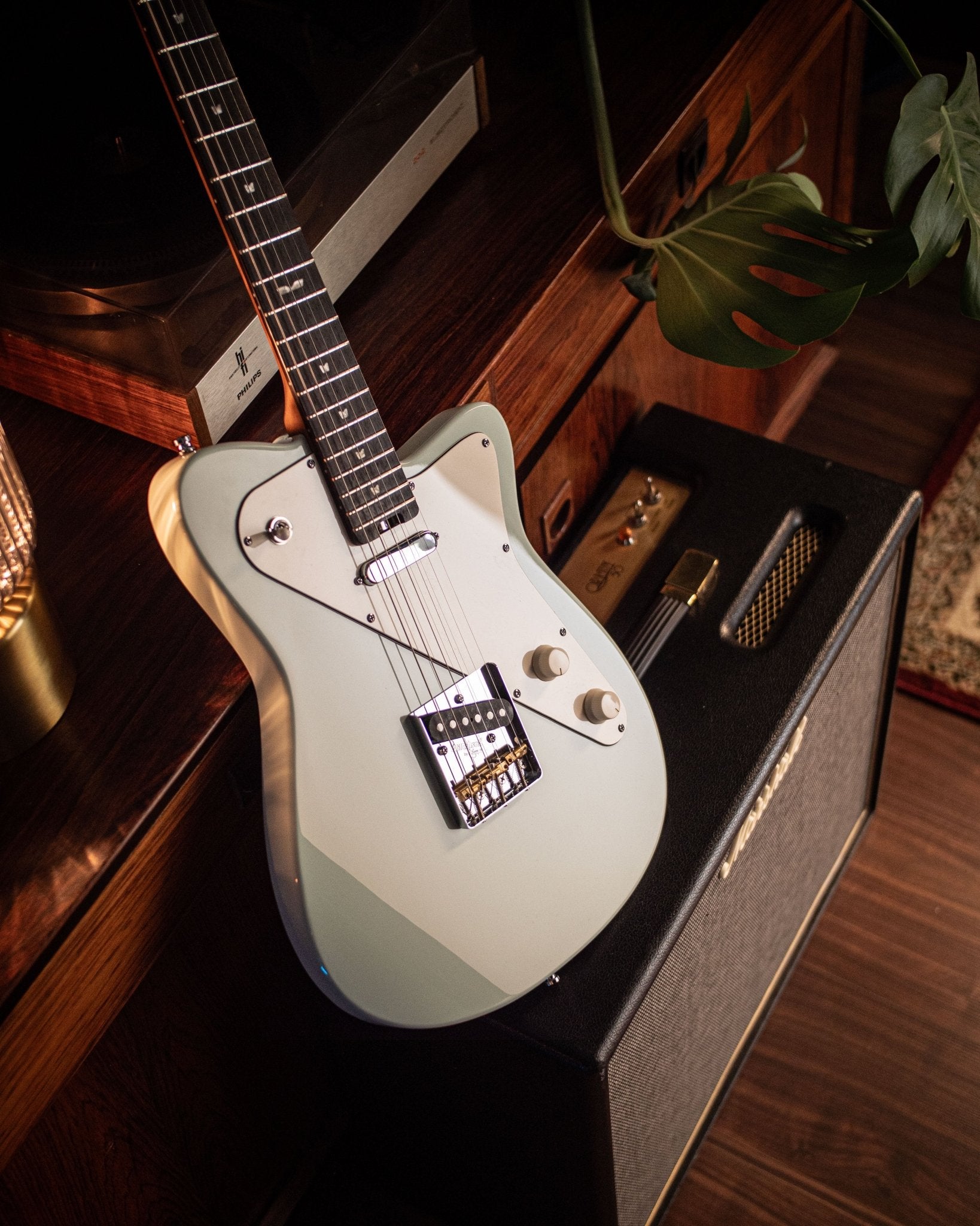 Verve - Vintage Sky - Baum Guitars