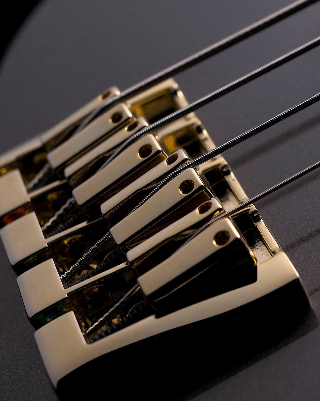 10th Anniversary Thunder Bass - Baum Guitars