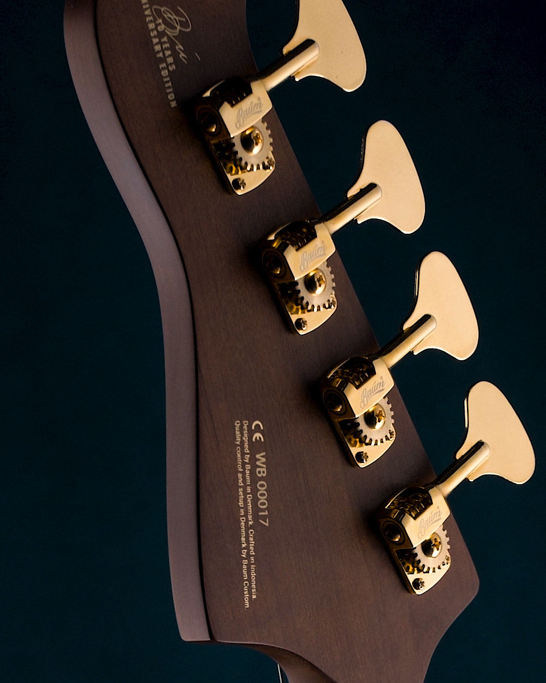 Baum Bass guitar headstock with lightweight bass guitar tuners