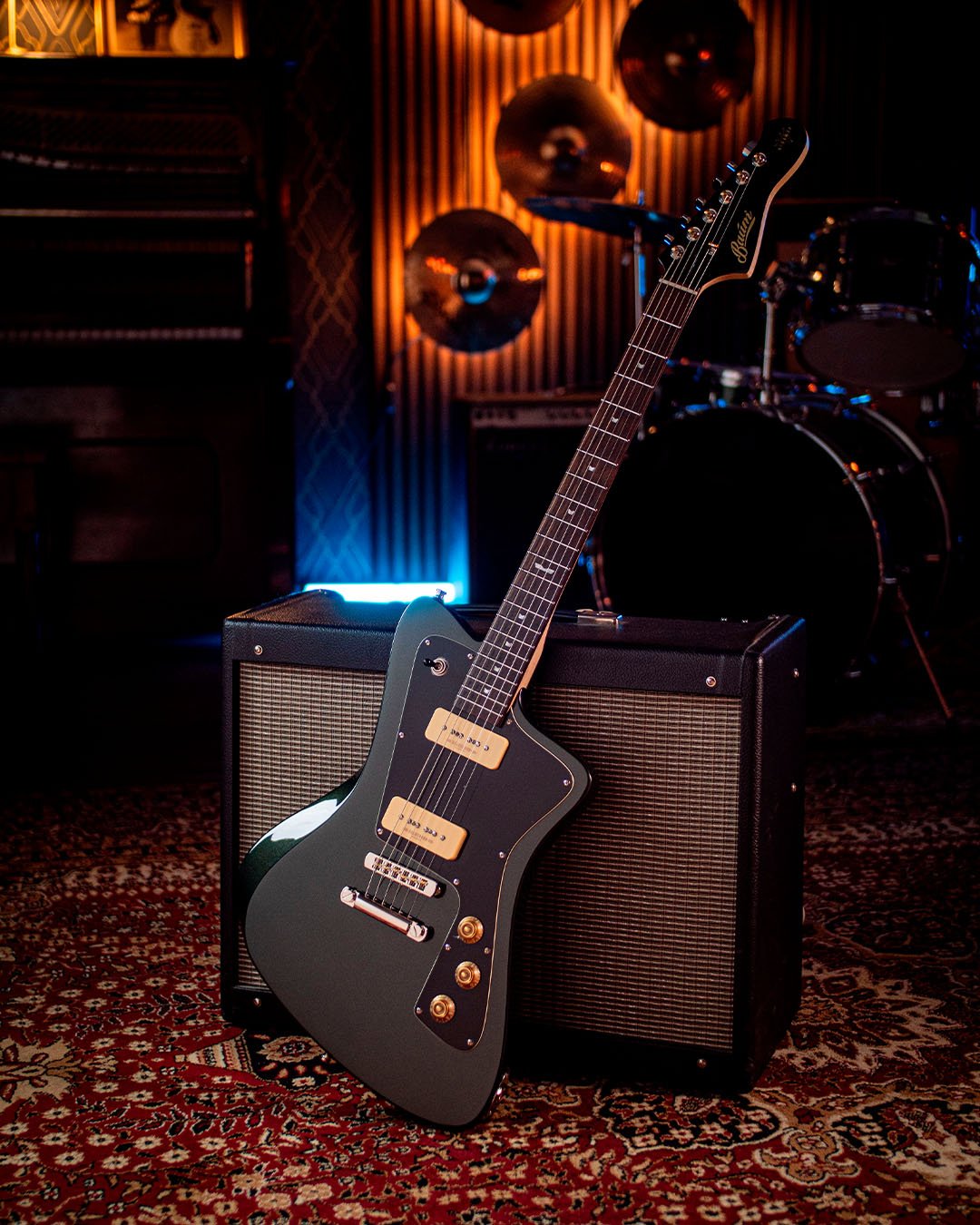 VEGA Wingman - Glacier Blue - Baum Guitars