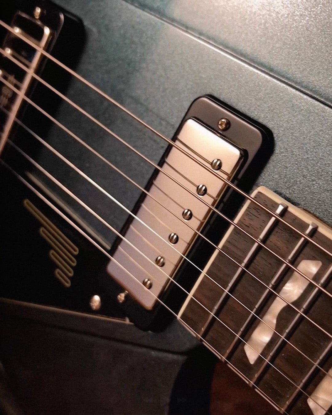 Backwing - Glacier Blue - Baum Guitars