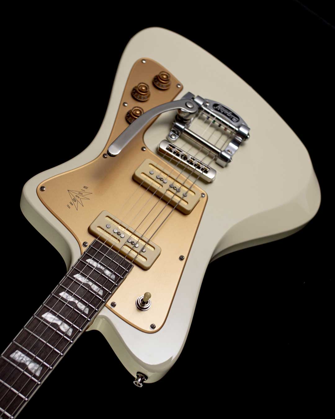 Wingman - Vintage White - Baum Guitars