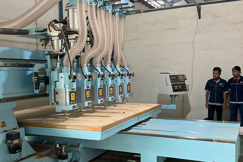 Step 3 of 6: Taking Shape: CNC & Luthier Refinement - Baum Guitars