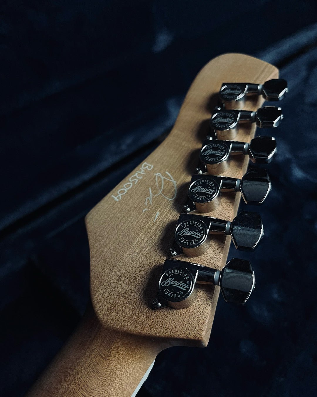 Custom Shop Backwing - Korina Natural | Guitar Summit 2025 - Baum Guitars