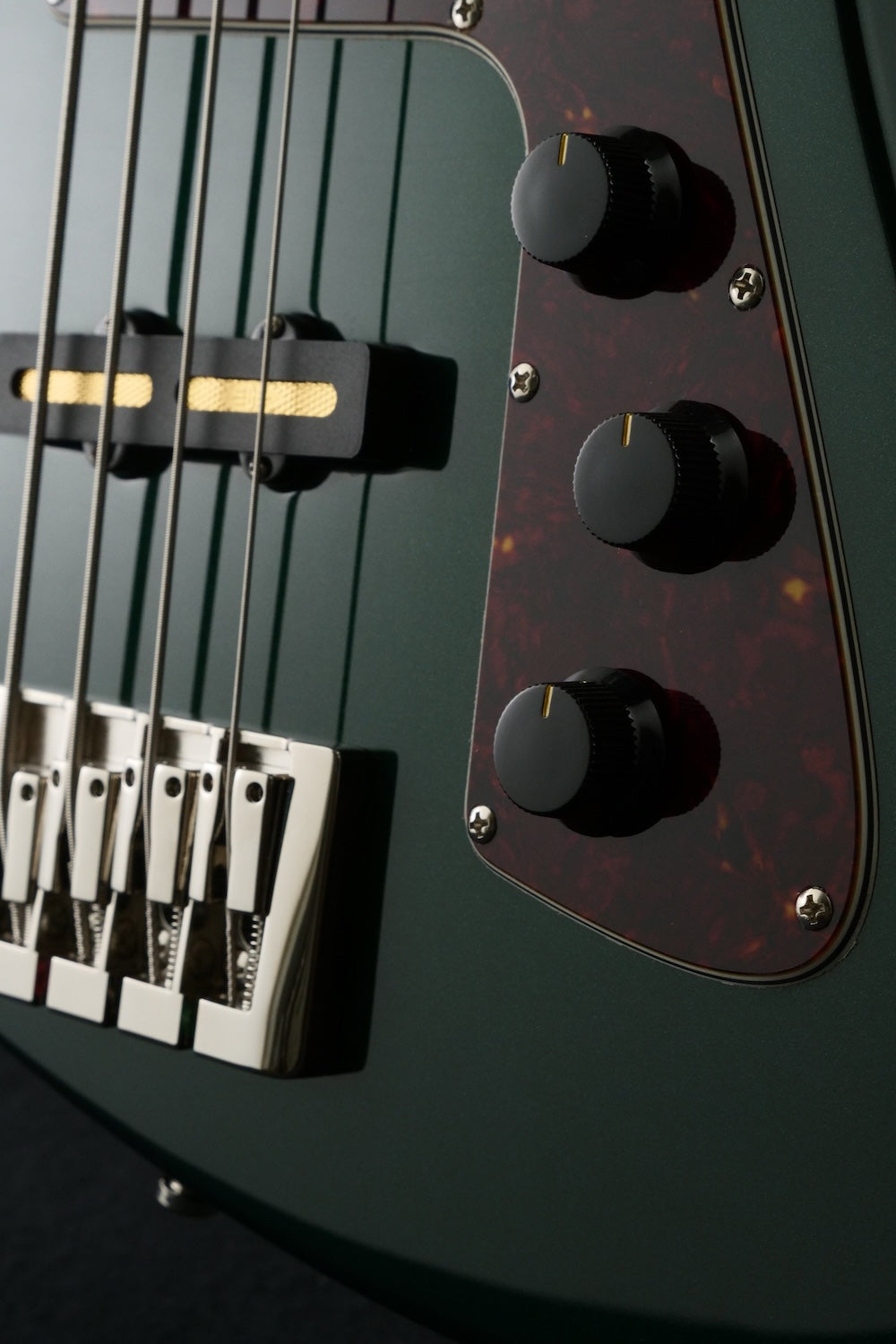 Revival #49 Wingman Bass - British Racing Green metallic | Custom Shop