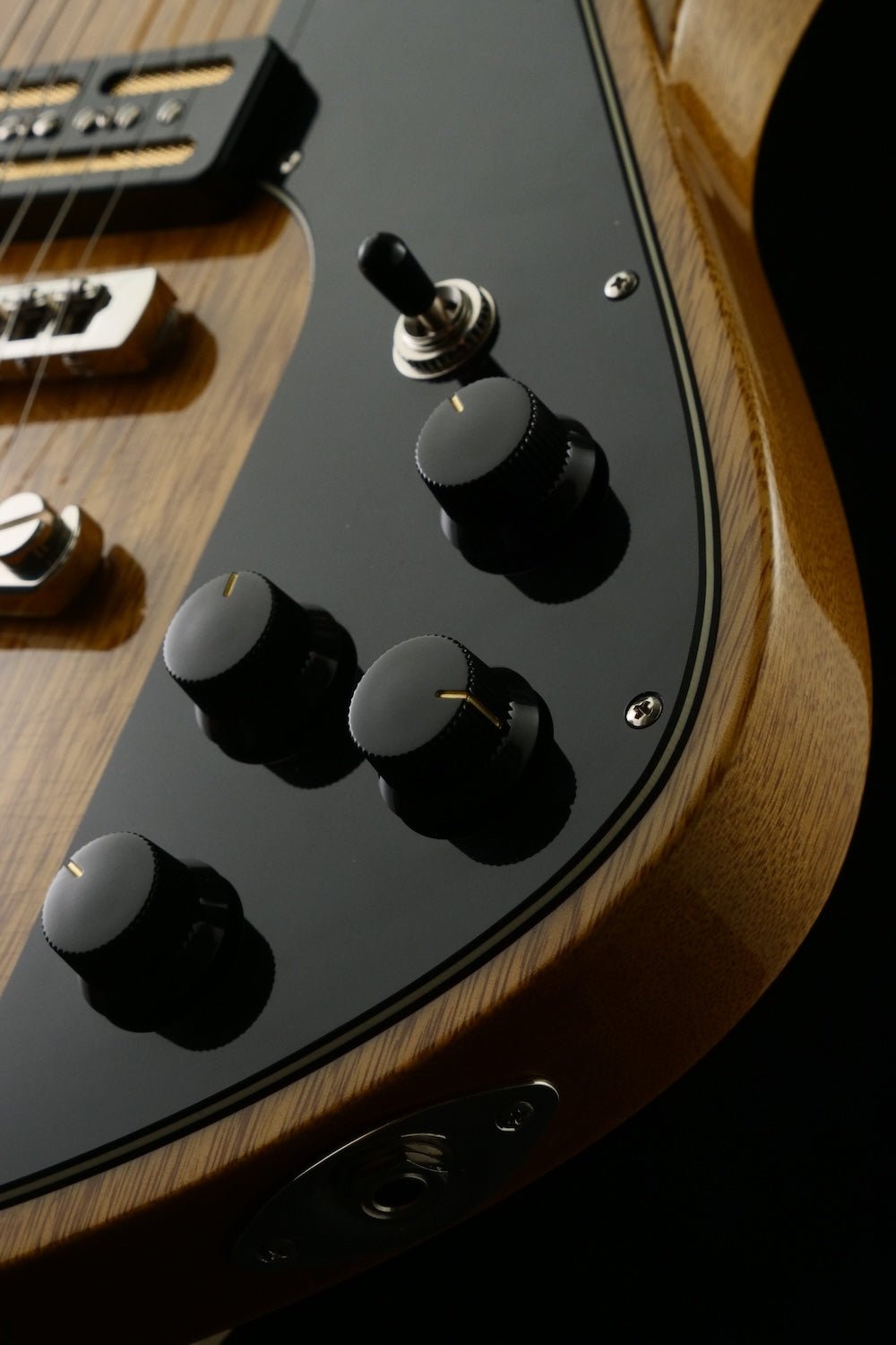Custom Shop Backwing - Korina Natural | Guitar Summit 2025