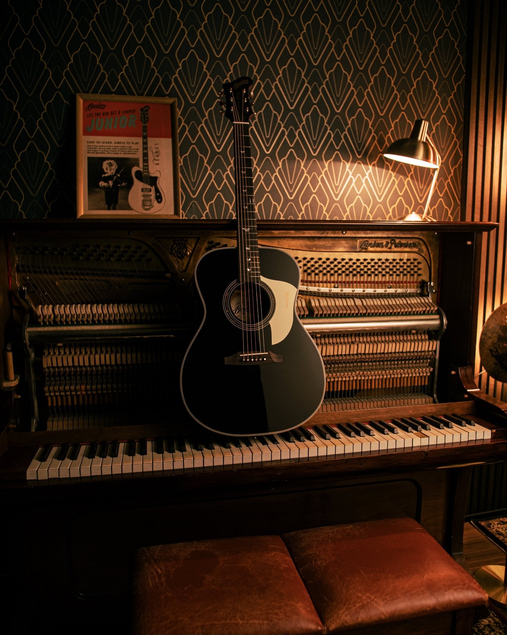 Leaper Melody - Pure Black - Baum Guitars