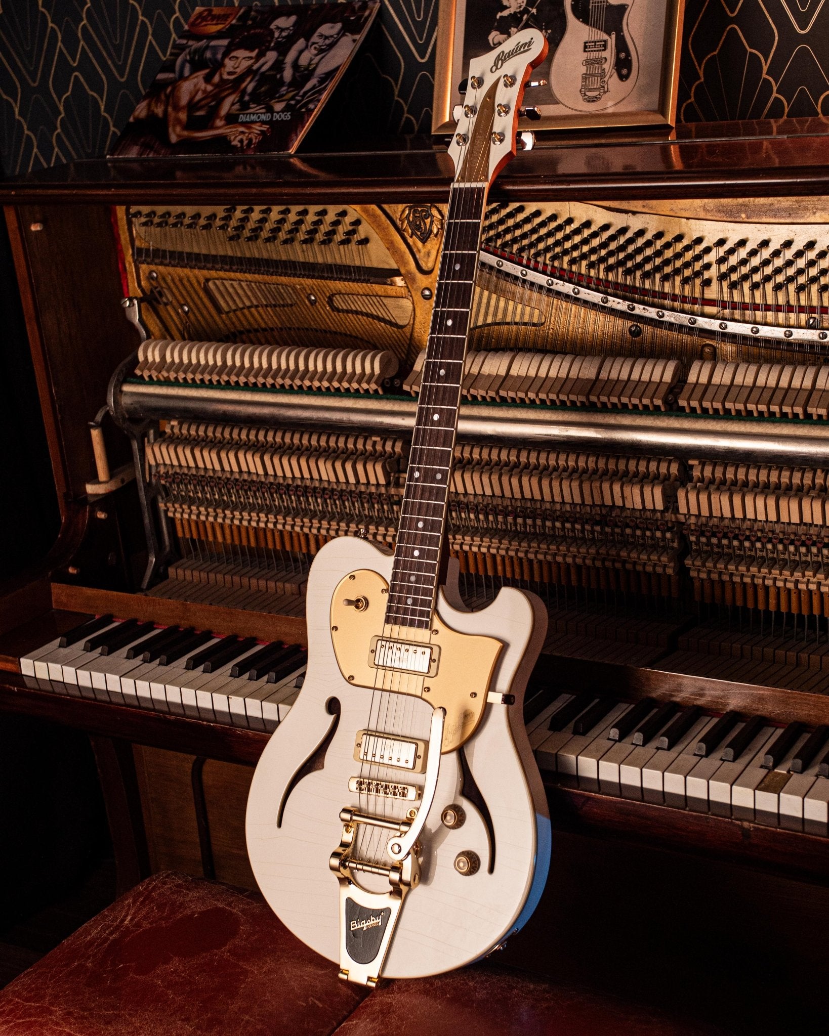 Revival Leaper Tone - Vintage White Aged | Custom Shop - Baum Guitars
