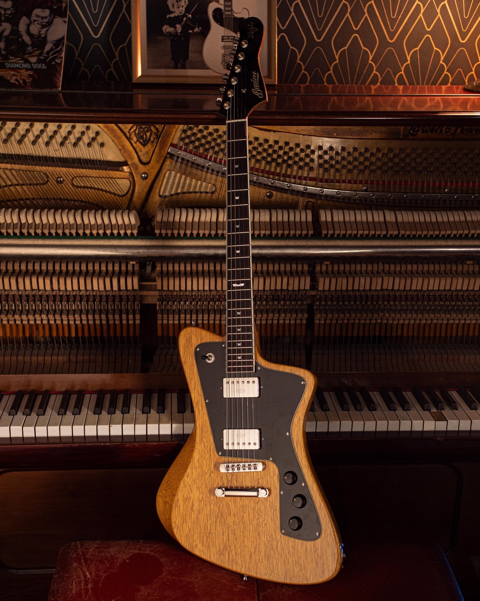 Wingman - Custom Shop / Korina Body - Baum Guitars