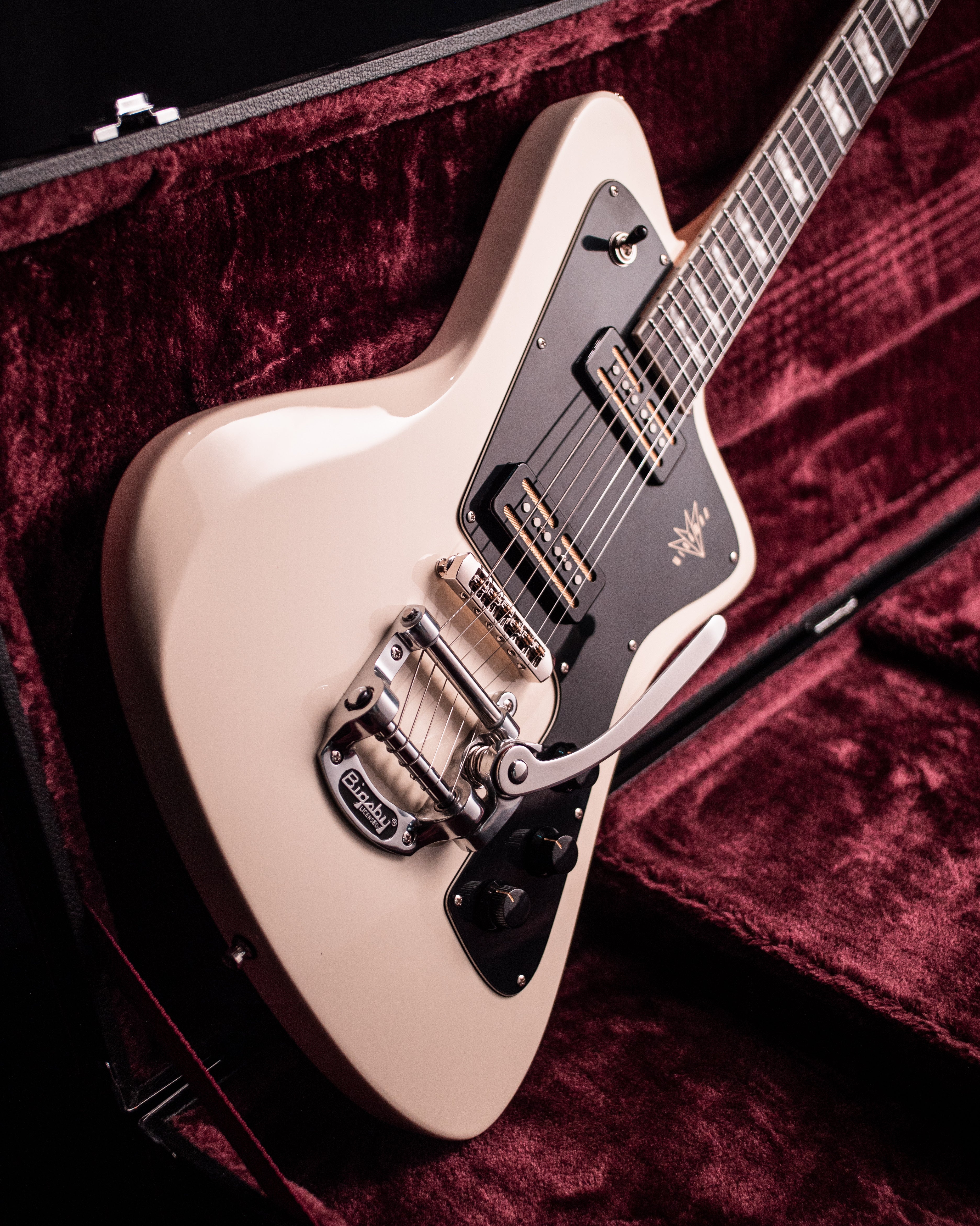Wingman - Vintage White (Mash-Up Limited Edition)