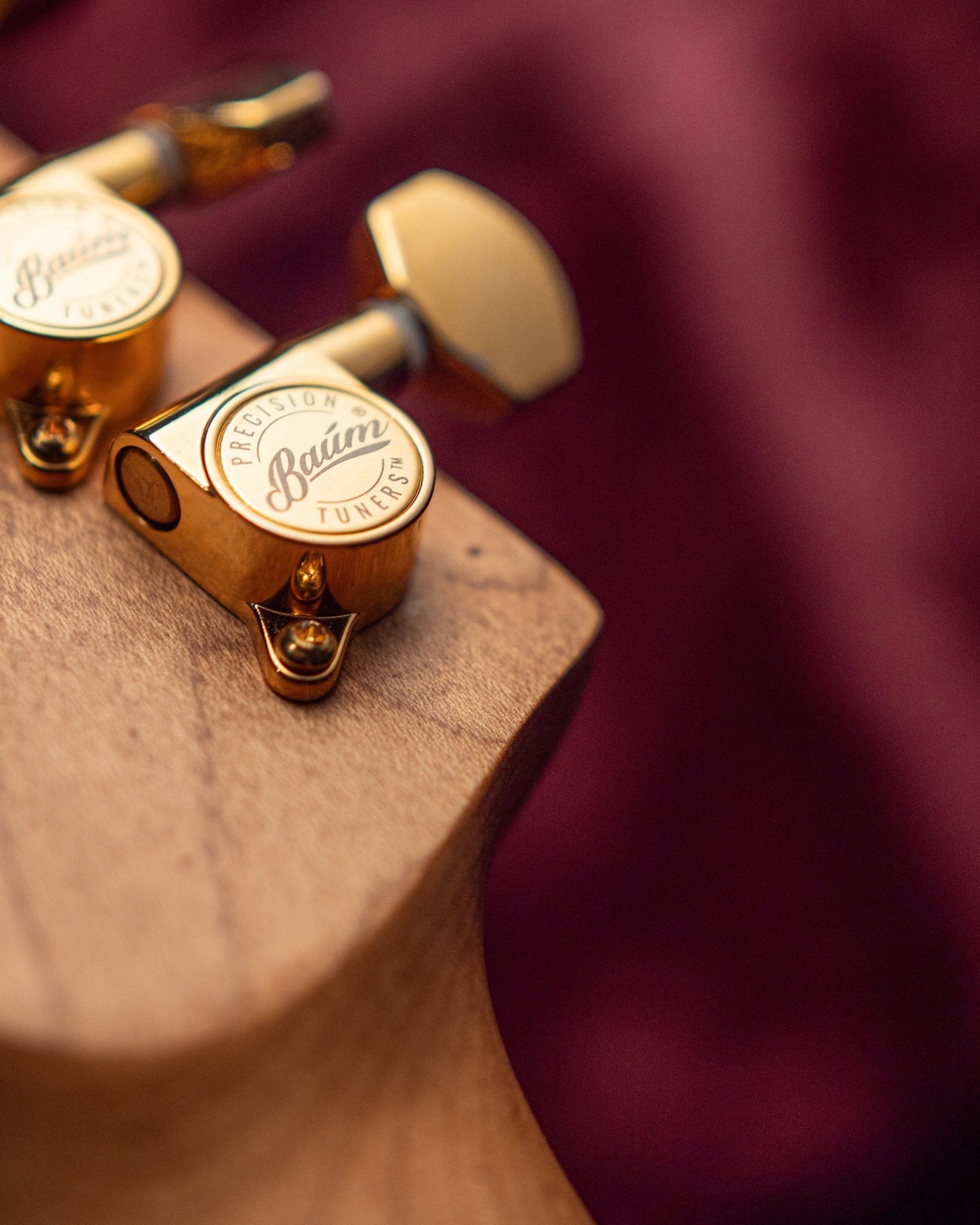 Wingman - Glacier Blue (Mash - Up Limited Edition) - Baum Guitars