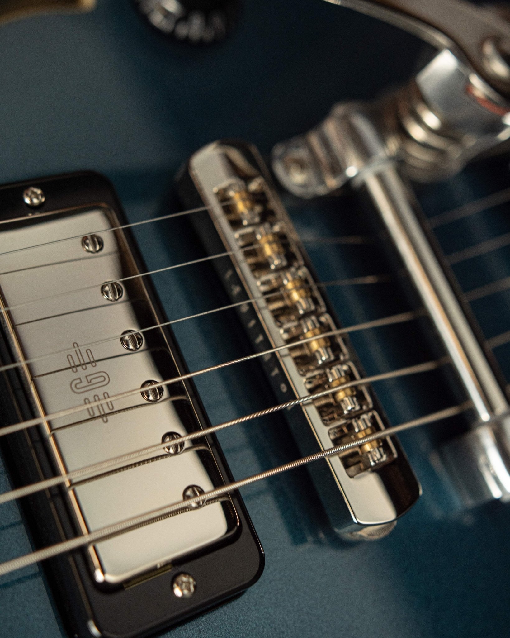 Leaper Tone - Dolphin Blue - Baum Guitars