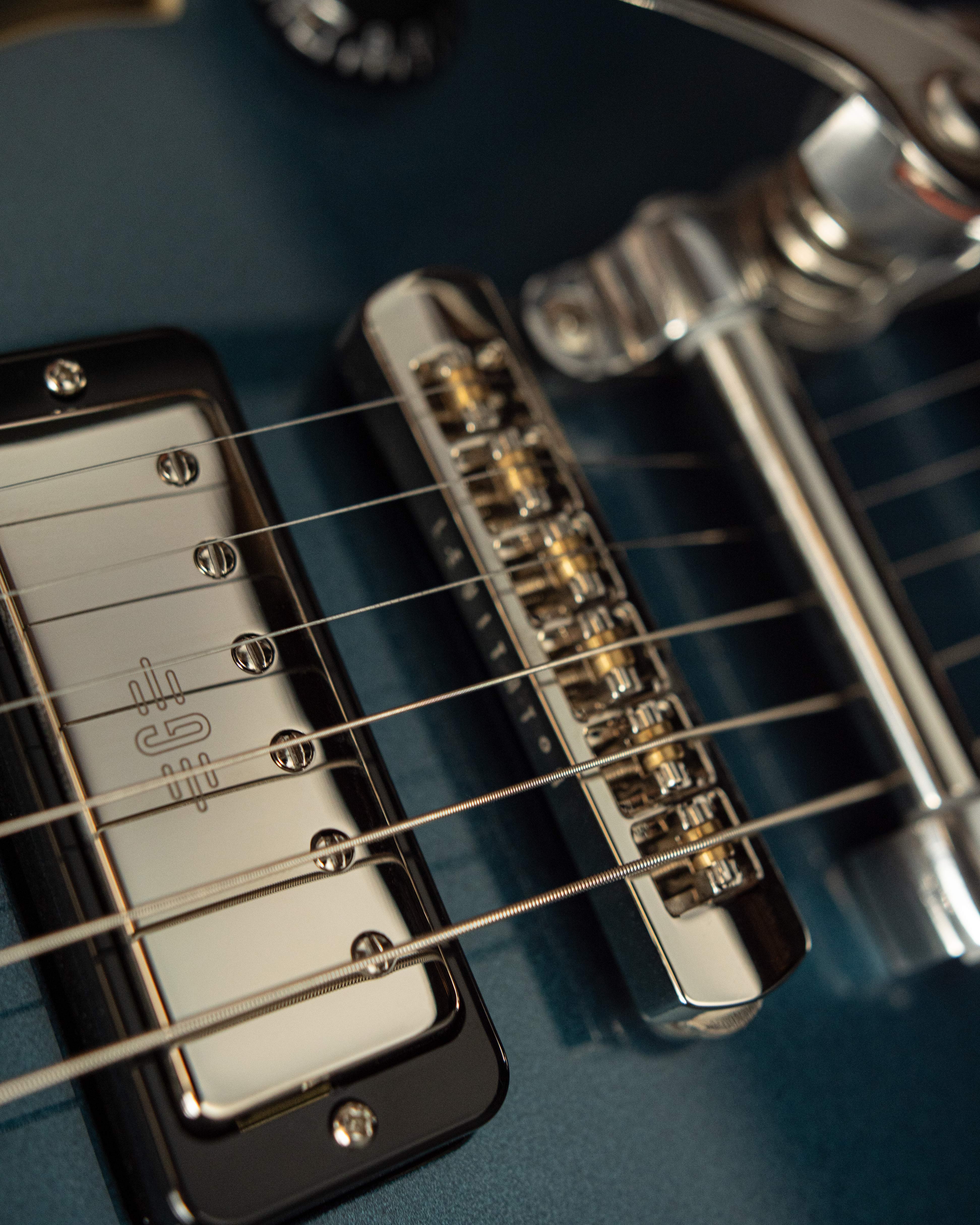 Leaper Tone - Dolphin Blue - Black Weeks 2025