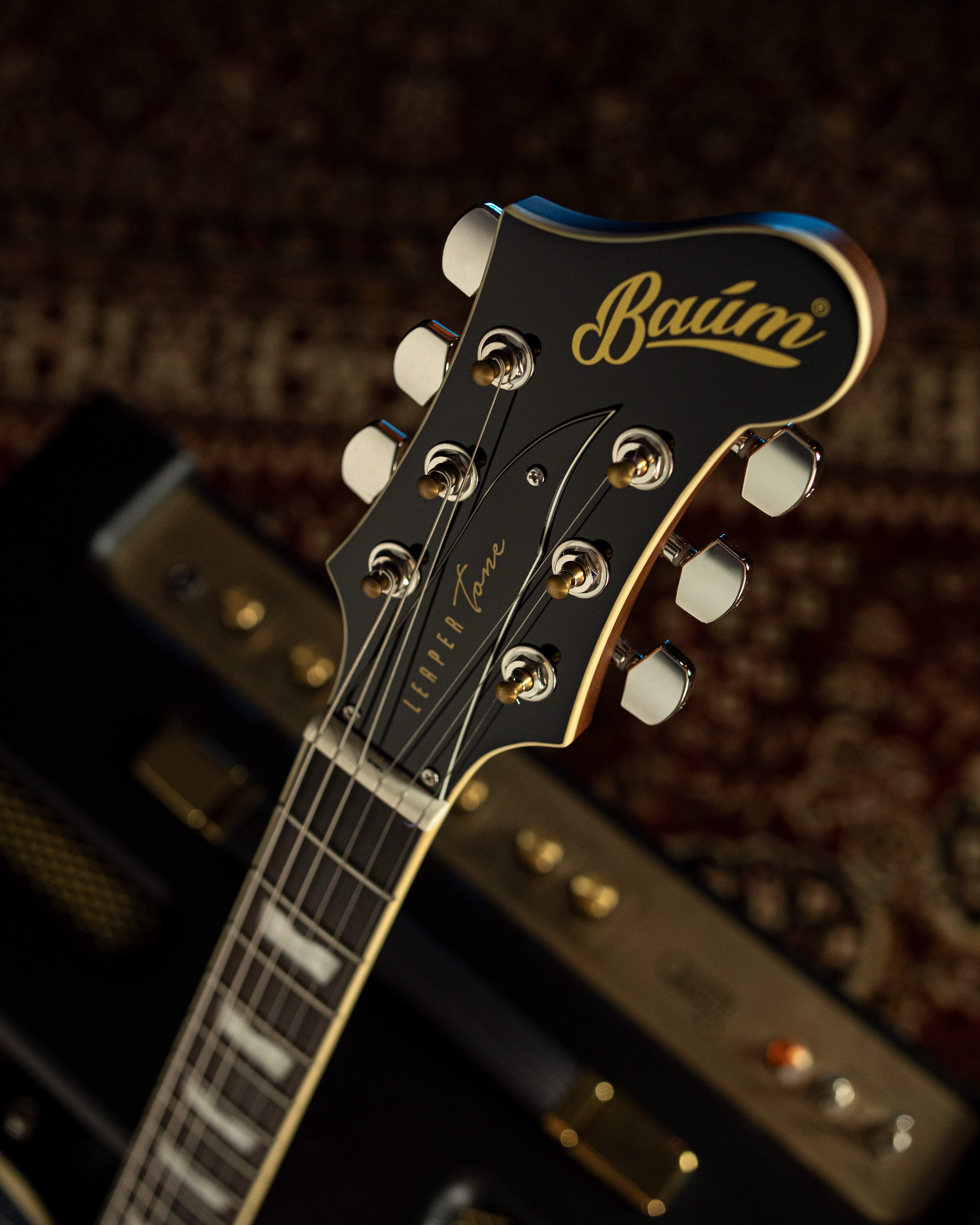 Leaper Tone - Dolphin Blue - Black Weeks 2025