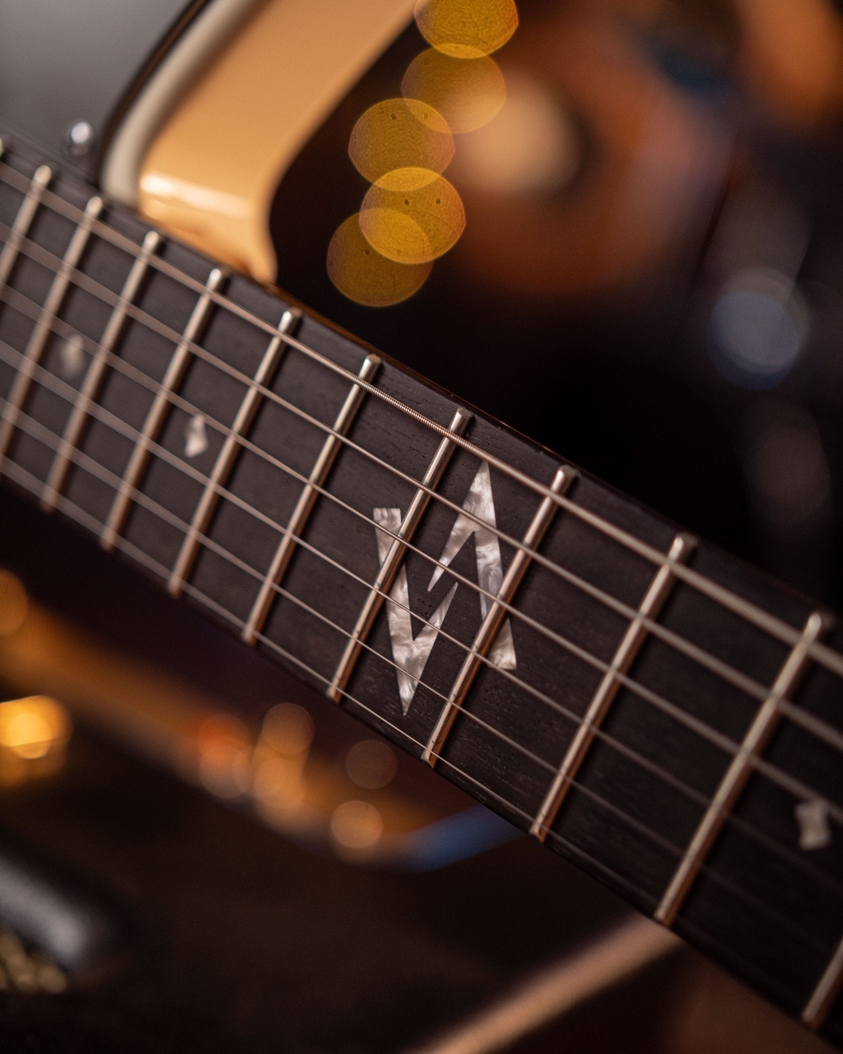 Savage - Vintage White - Baum Guitars