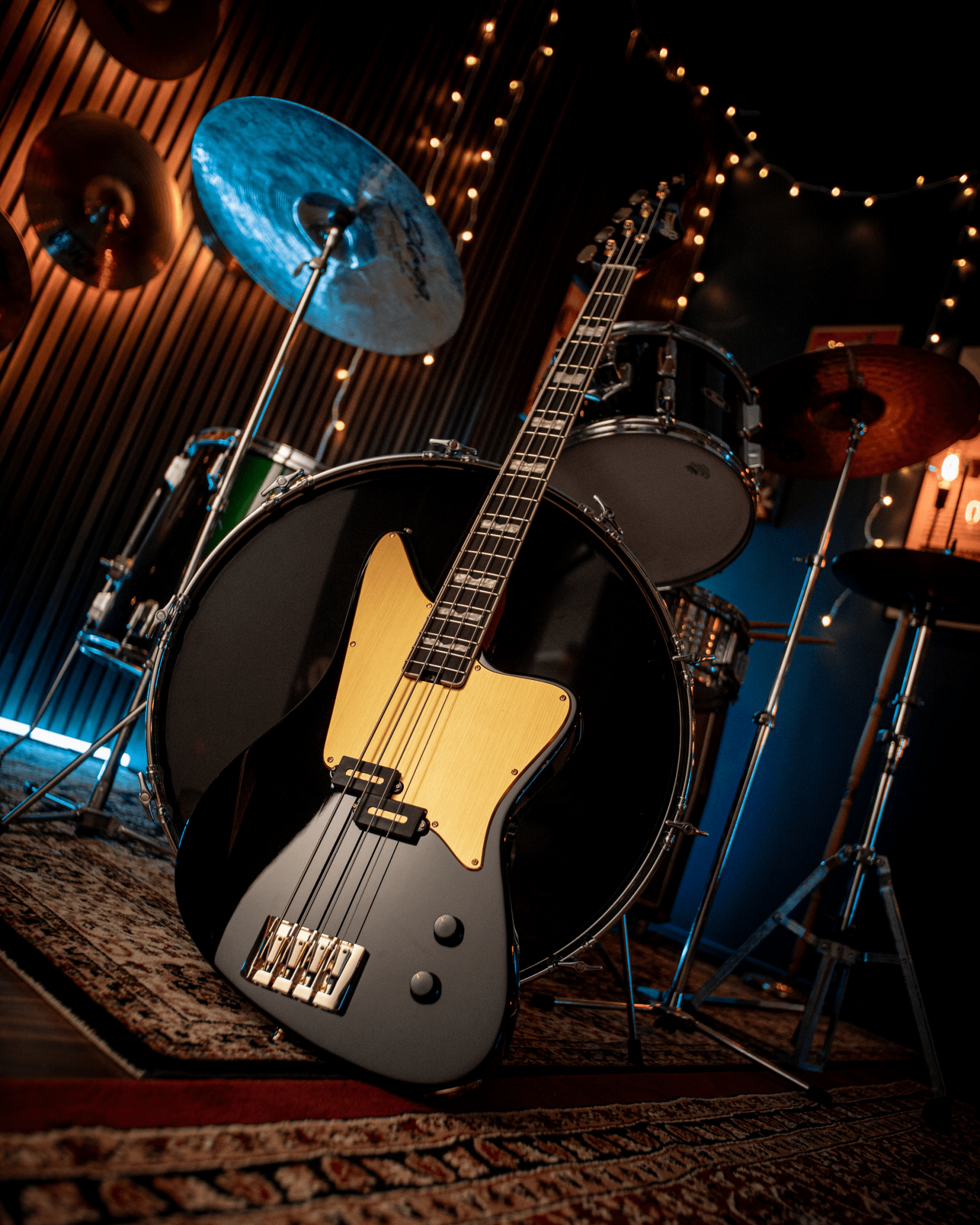 Pace Bass - Pure Black - Baum Guitars