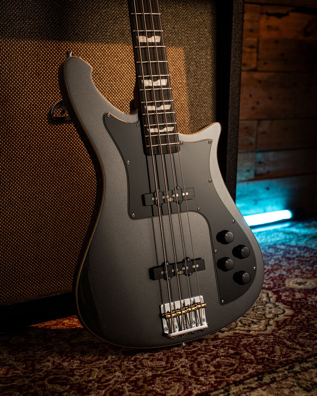 Nidhogg VEGA Bass - Magnetic Black