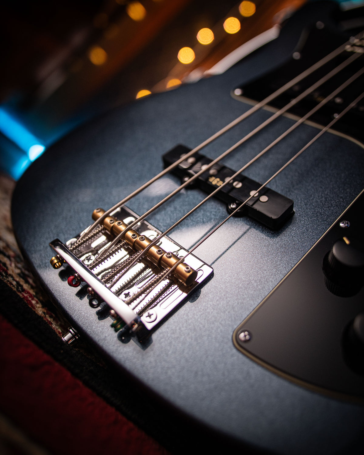 Nidhogg Bass - Stone Blue